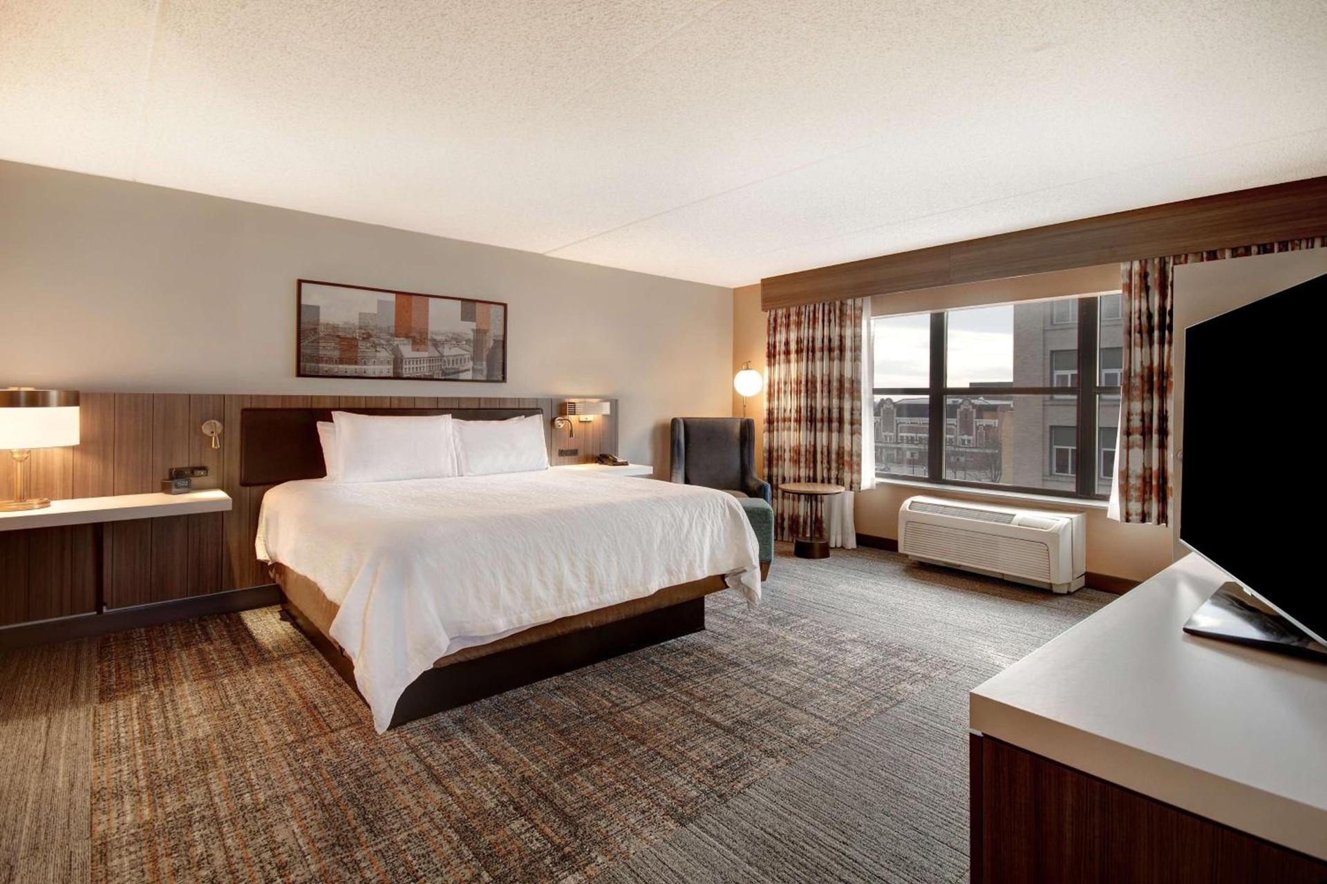 Hilton Garden Inn Terre Haute photo 34