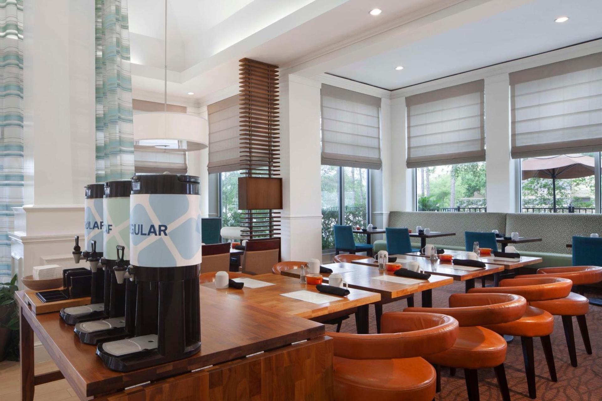 Hilton Garden Inn Jacksonville JTB/Deerwood Park photo 15