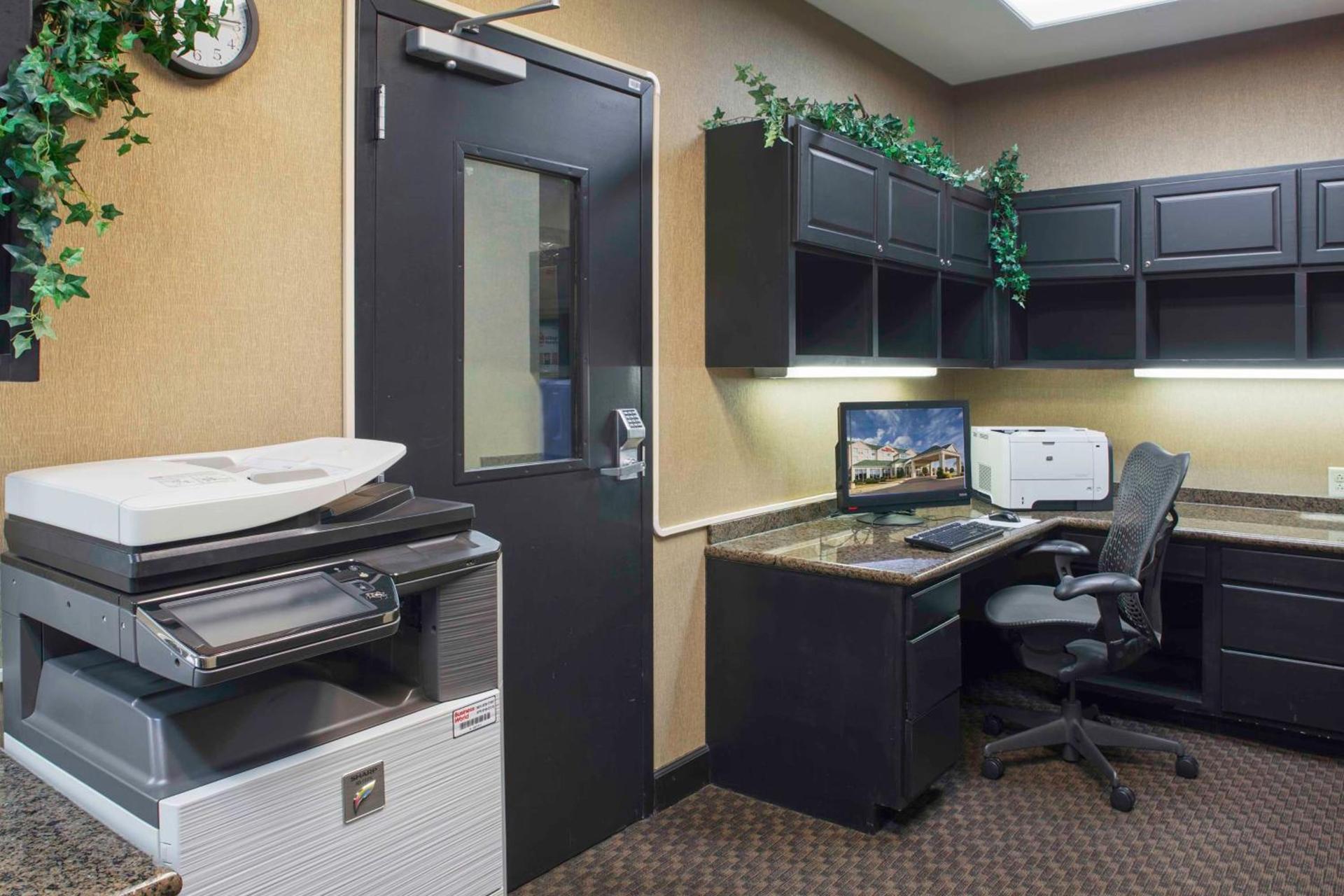 Hilton Garden Inn Jonesboro photo 67