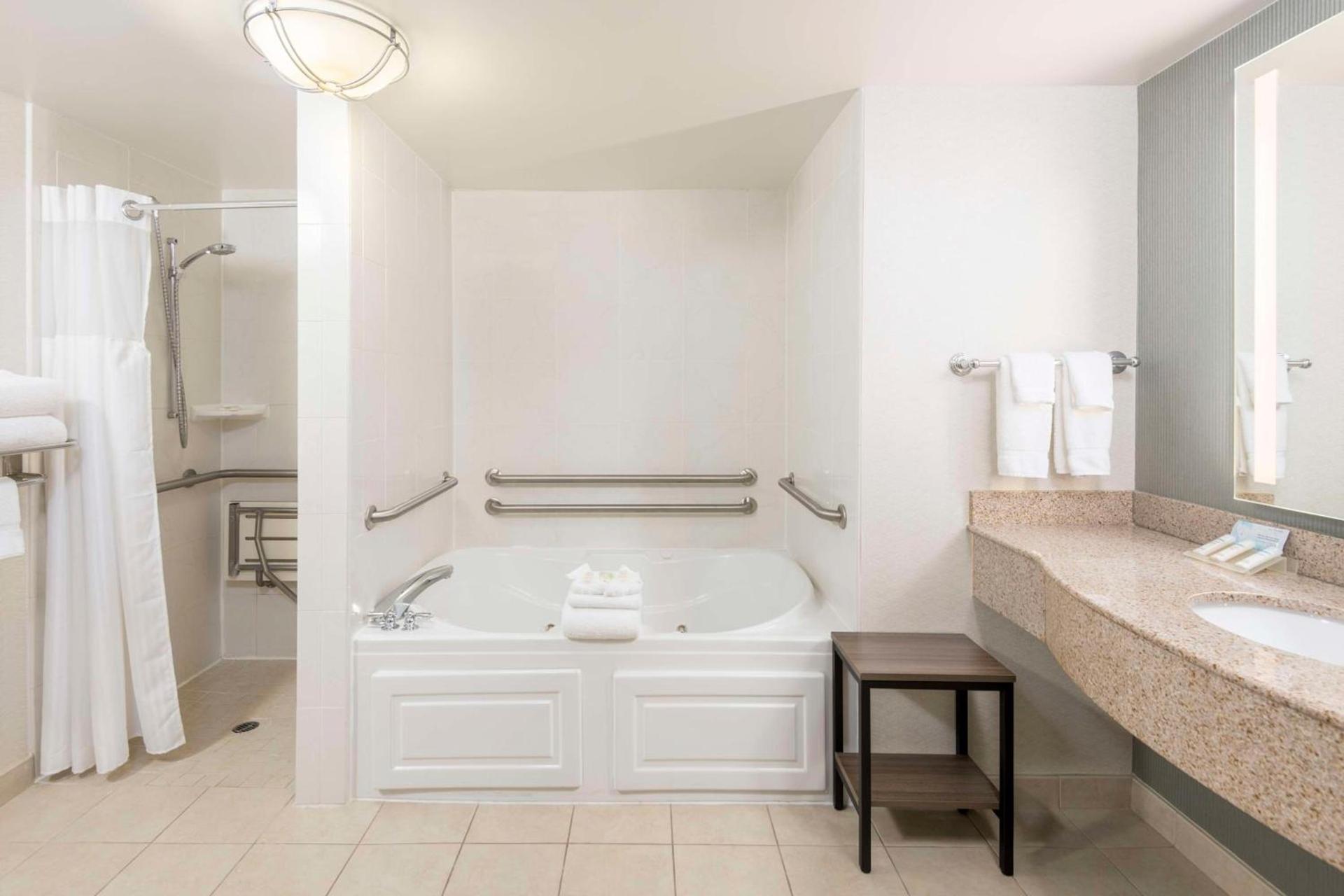 Hilton Garden Inn Scottsdale North/Perimeter Center photo 33