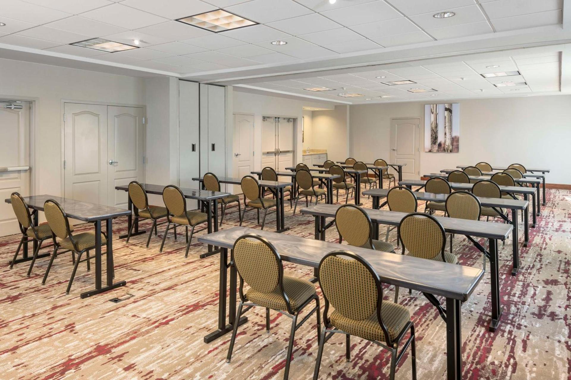 Hilton Garden Inn Scottsdale North/Perimeter Center photo 39