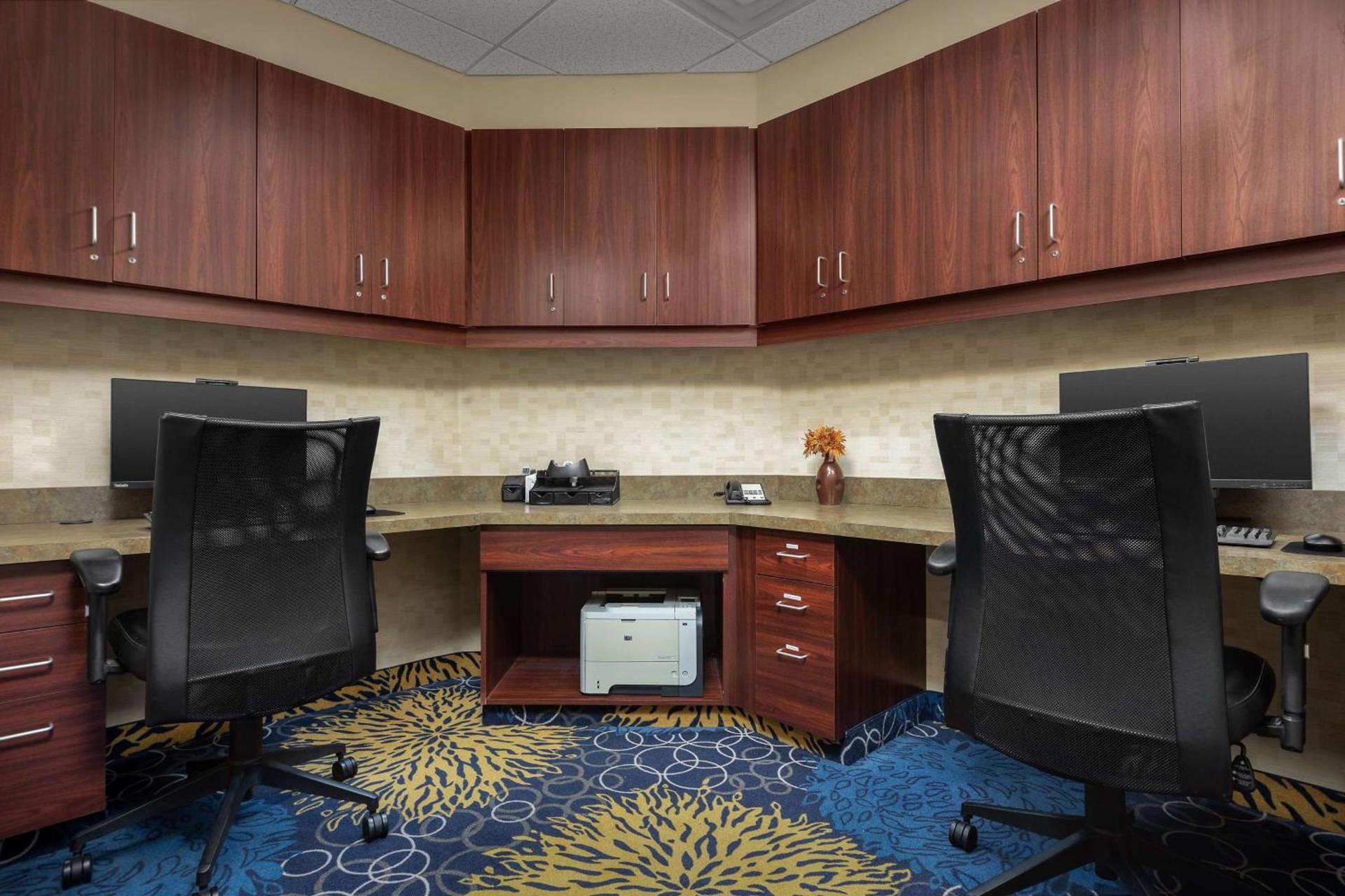 Hampton Inn Syracuse Clay photo 19