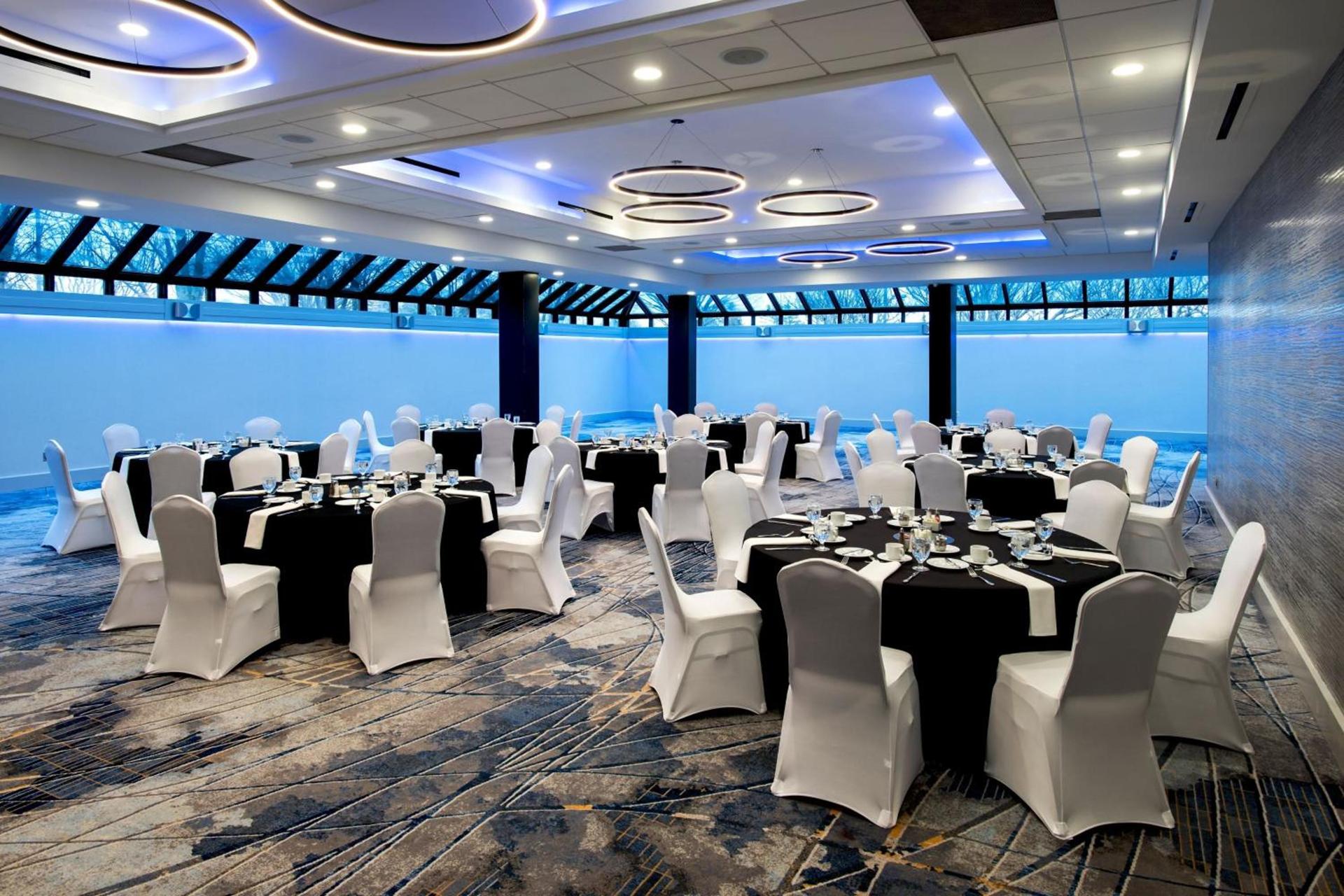 Long Island Marriott Hotel photo 28