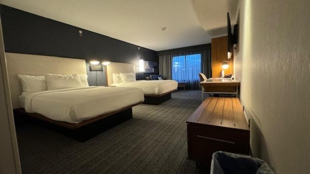 Courtyard by Marriott Kingston photo 2