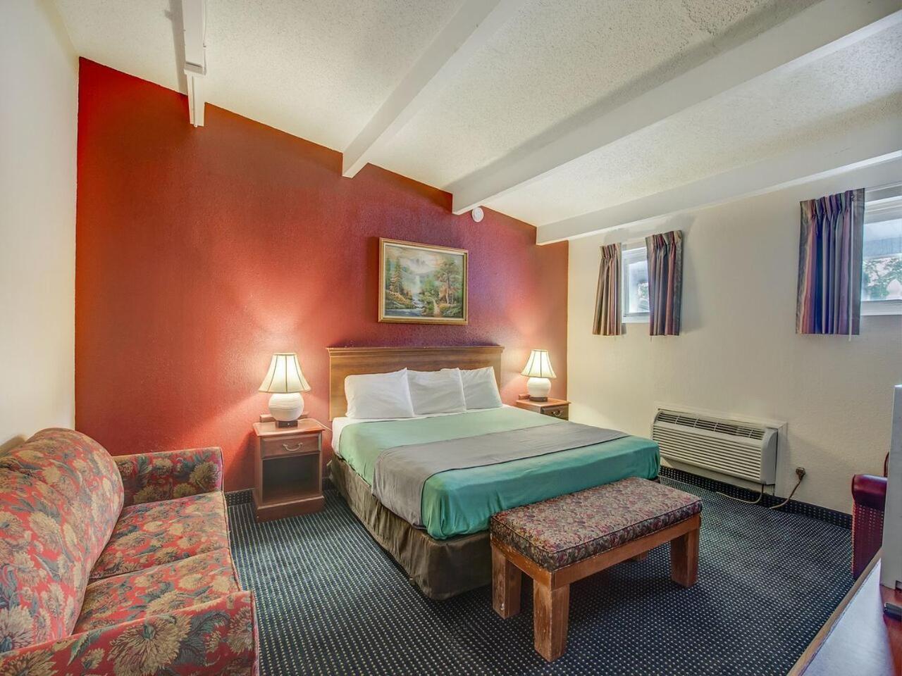 Scottish Inn Whippany photo 11