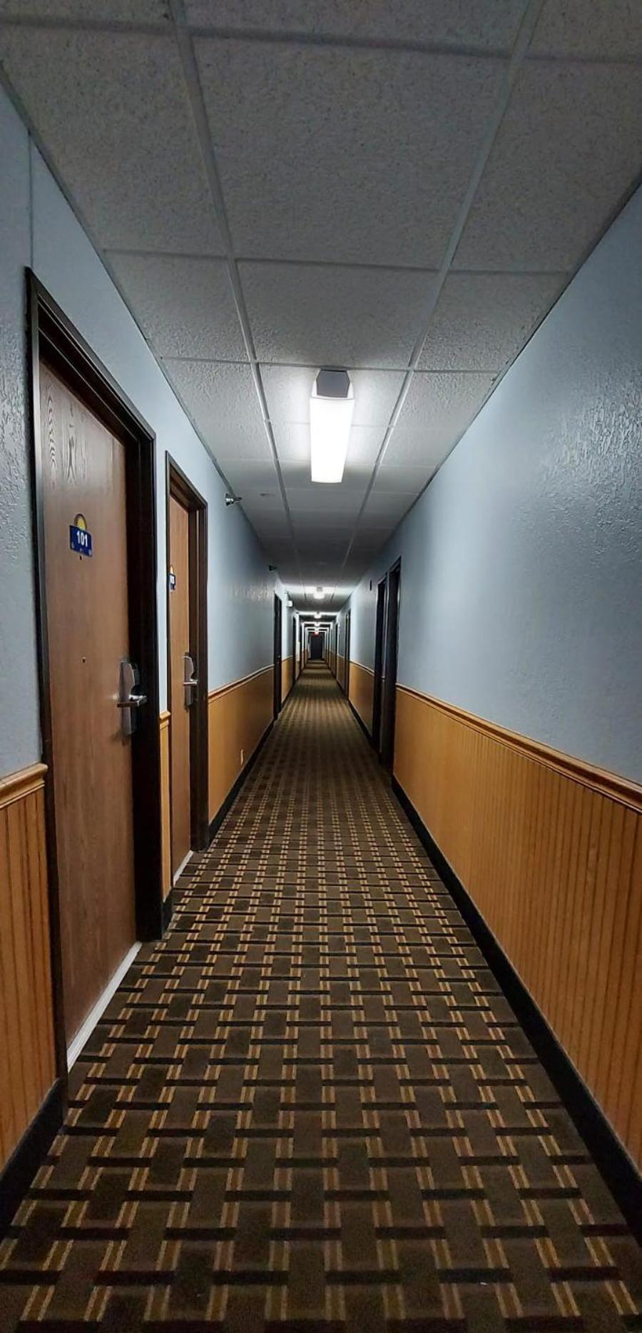 Days Inn by Wyndham Willmar photo 41