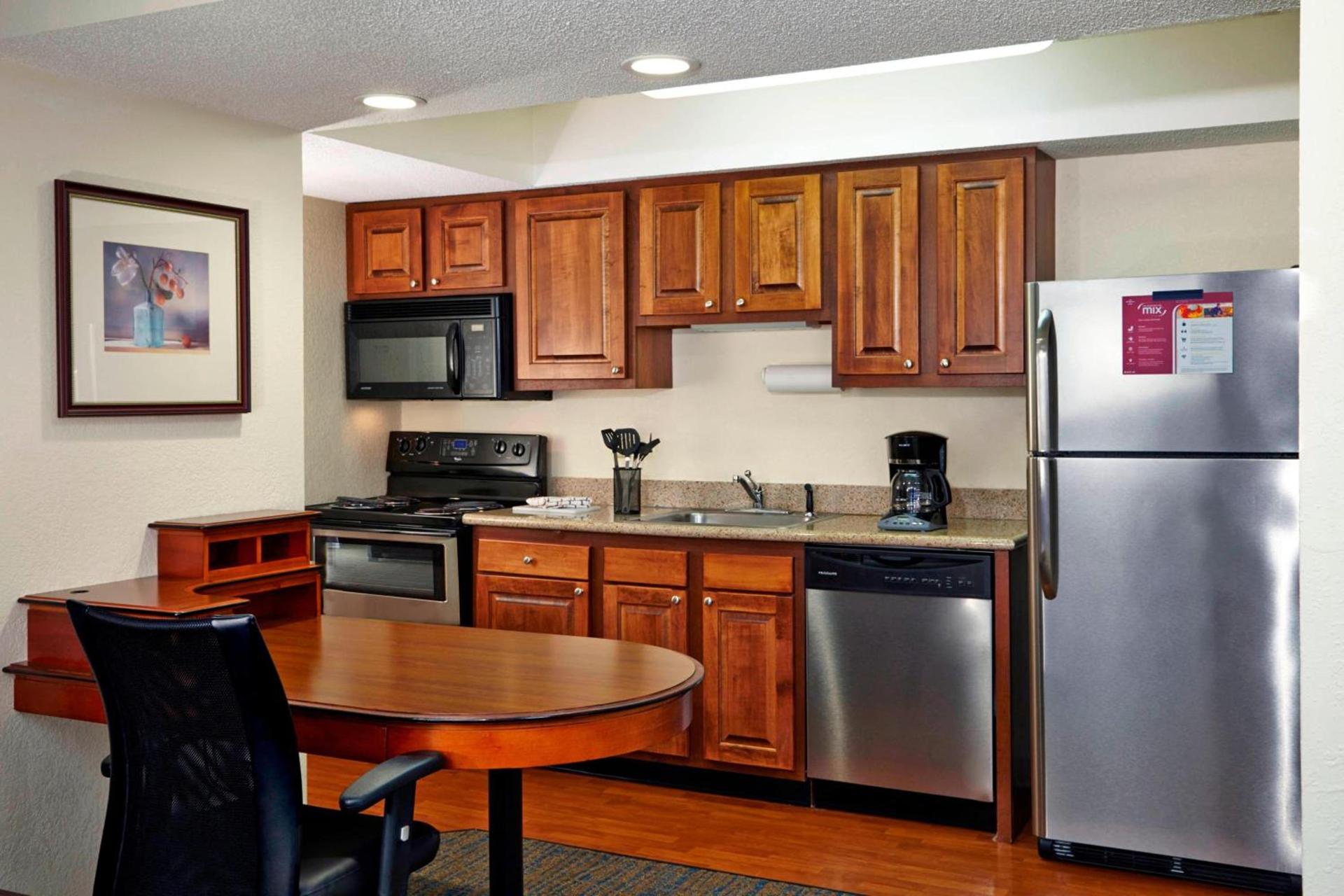 Residence Inn Minneapolis Eden Prairie photo 9