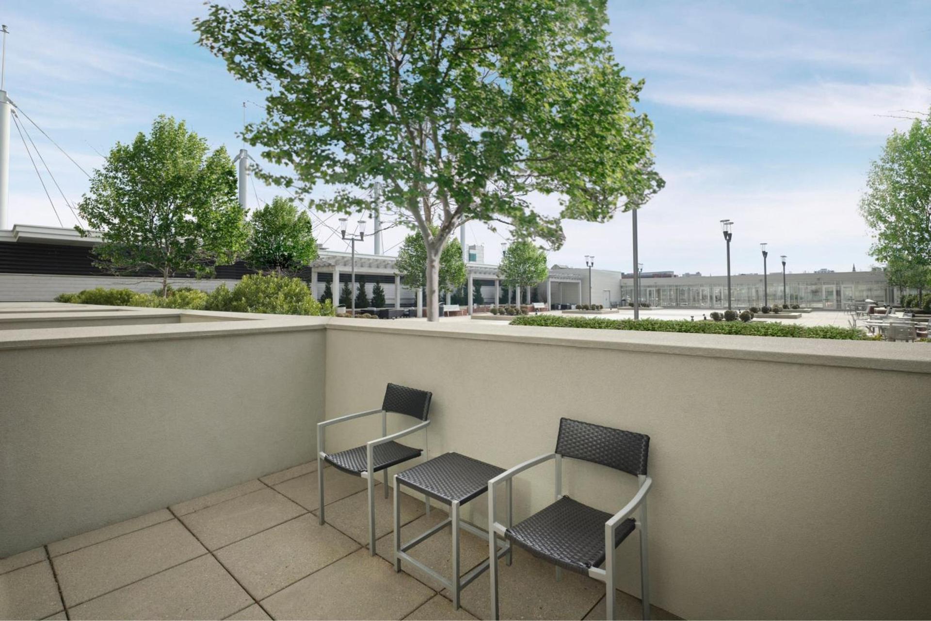 Courtyard by Marriott Erie Bayfront photo 13