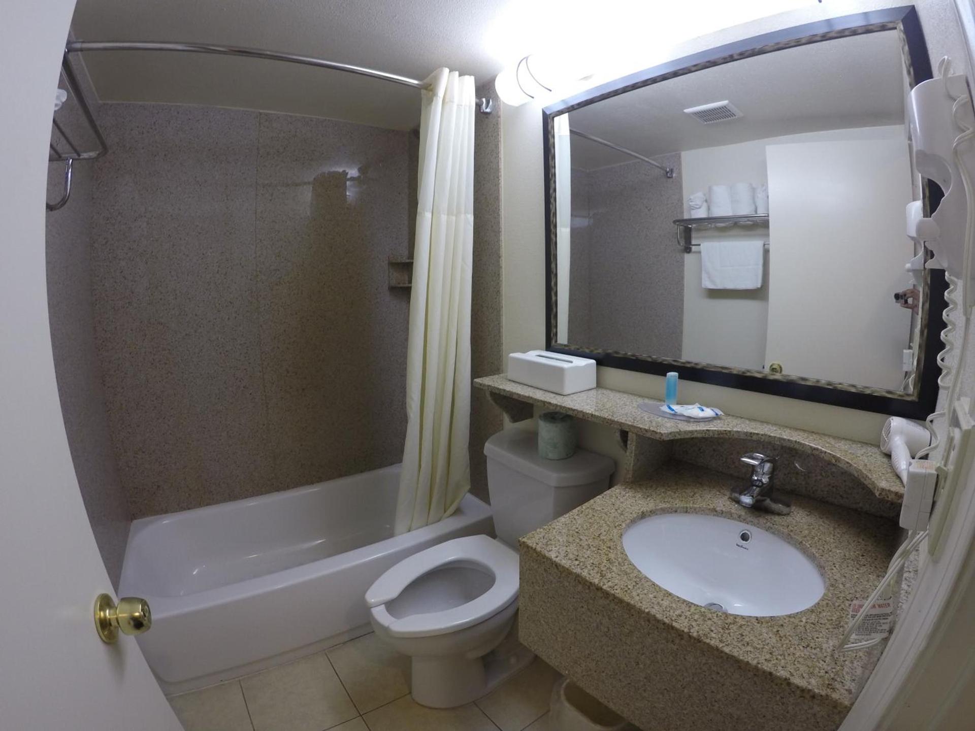 Rodeway Inn Point Pleasant Beach photo 31