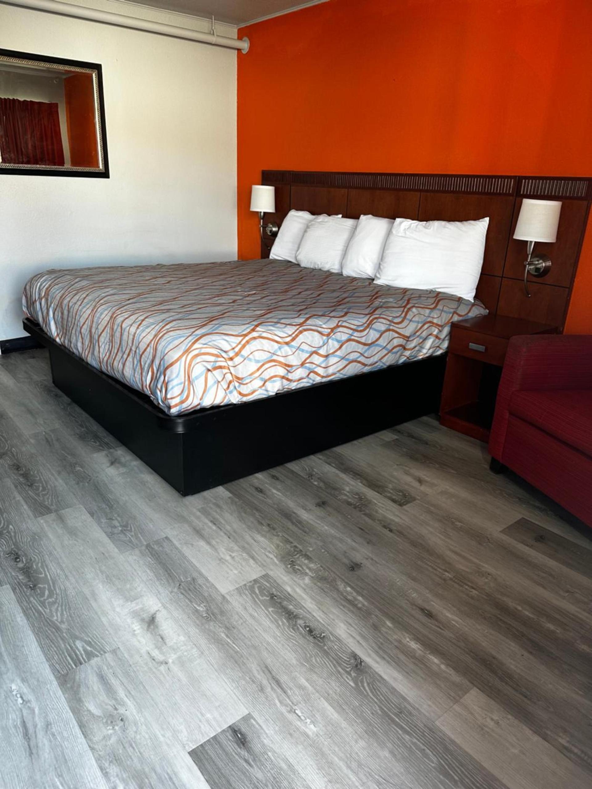 Nampa Downtown Inn photo 22
