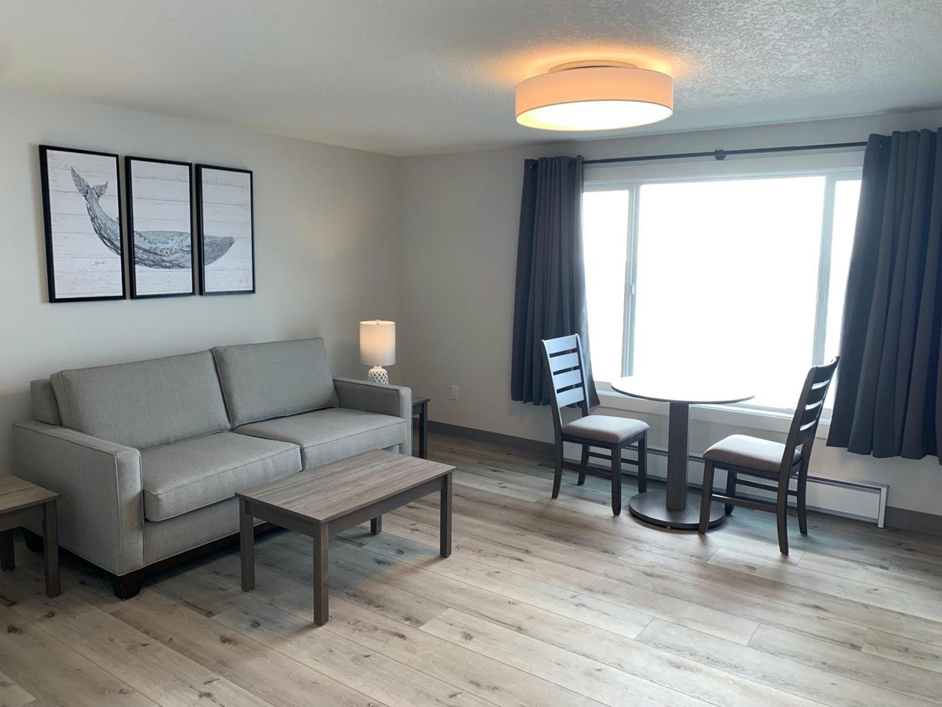 West Beach Suites photo 36