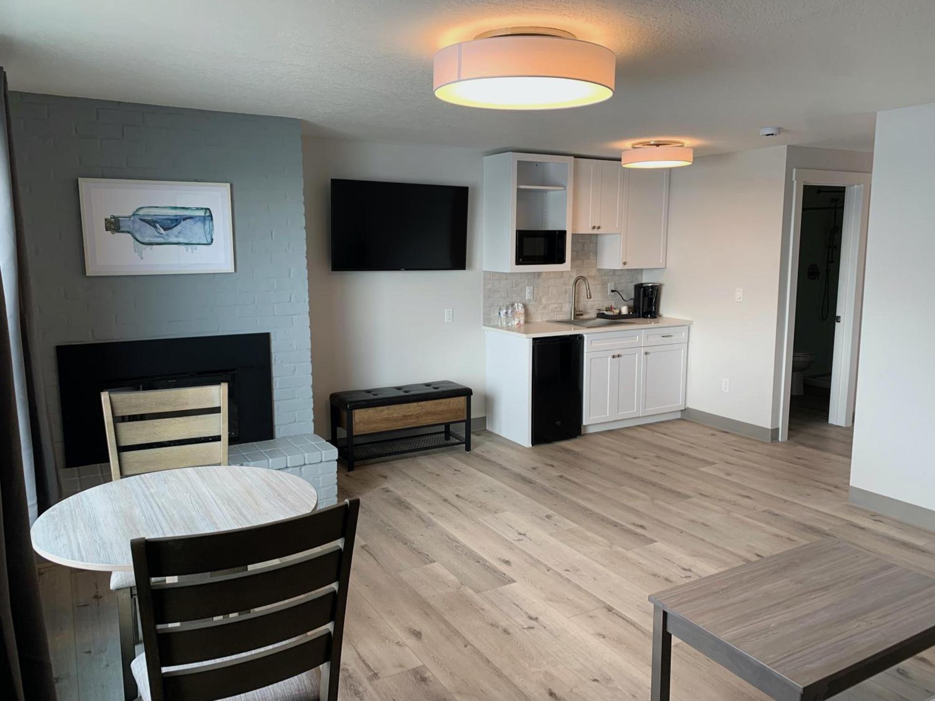 West Beach Suites photo 8