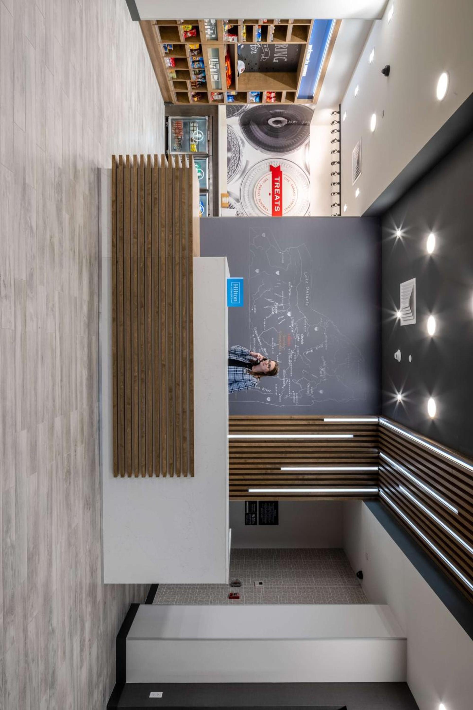 Hampton Inn by Hilton Verona at Turning Stone photo 9