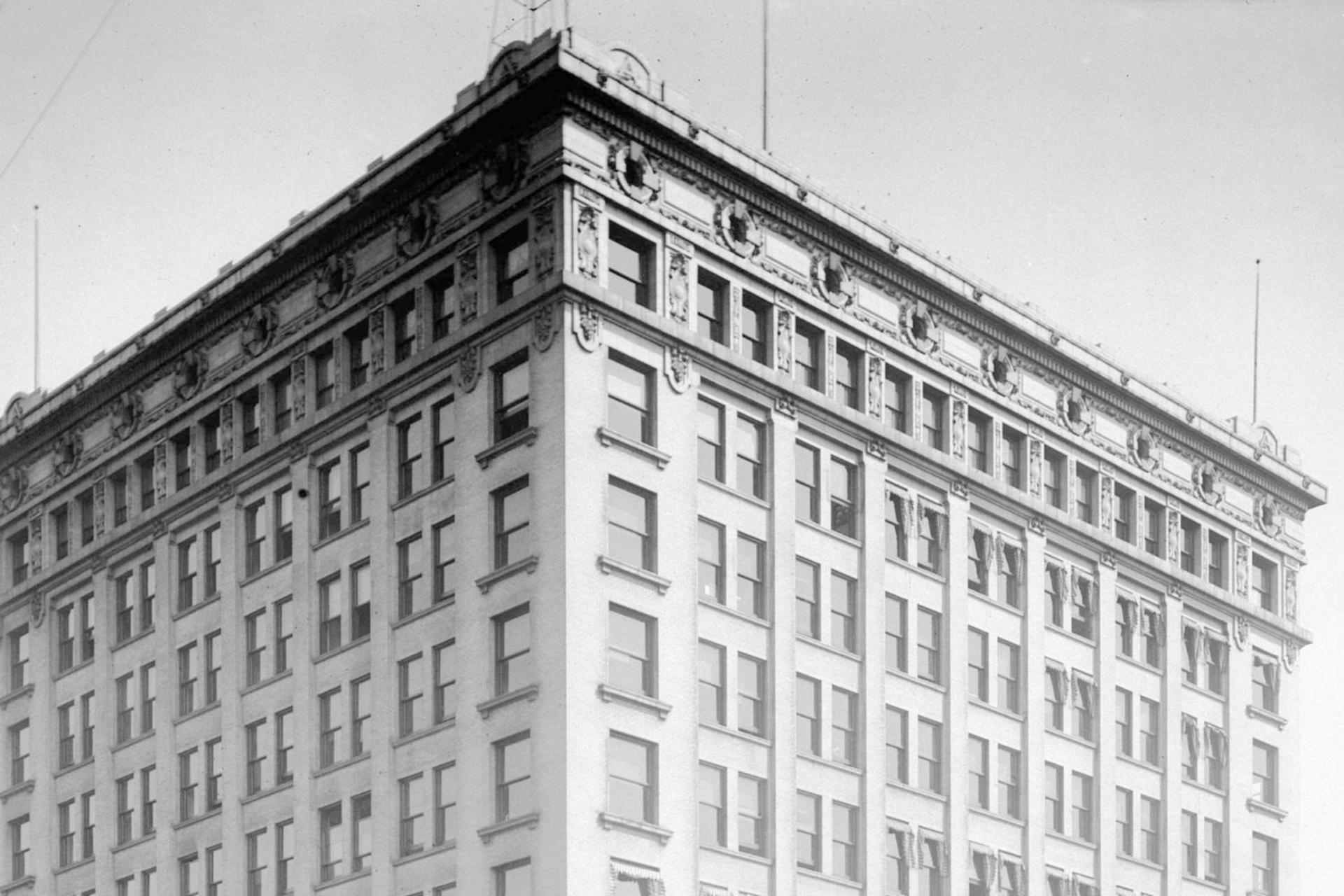 Courtyard Seattle Downtown / Pioneer Square photo 31