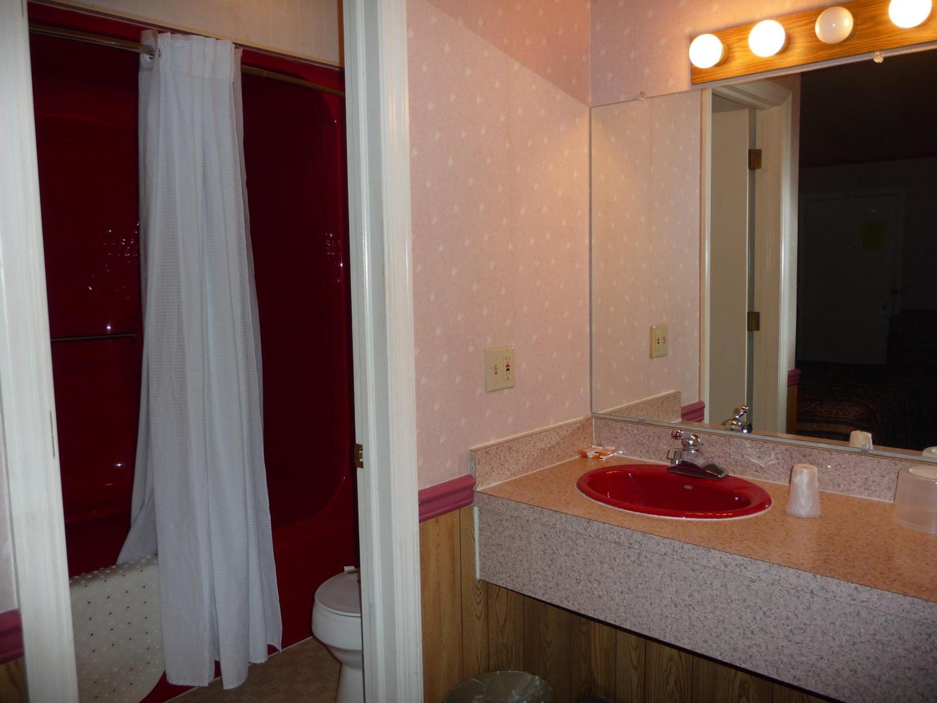 Red Rose Motel photo 15
