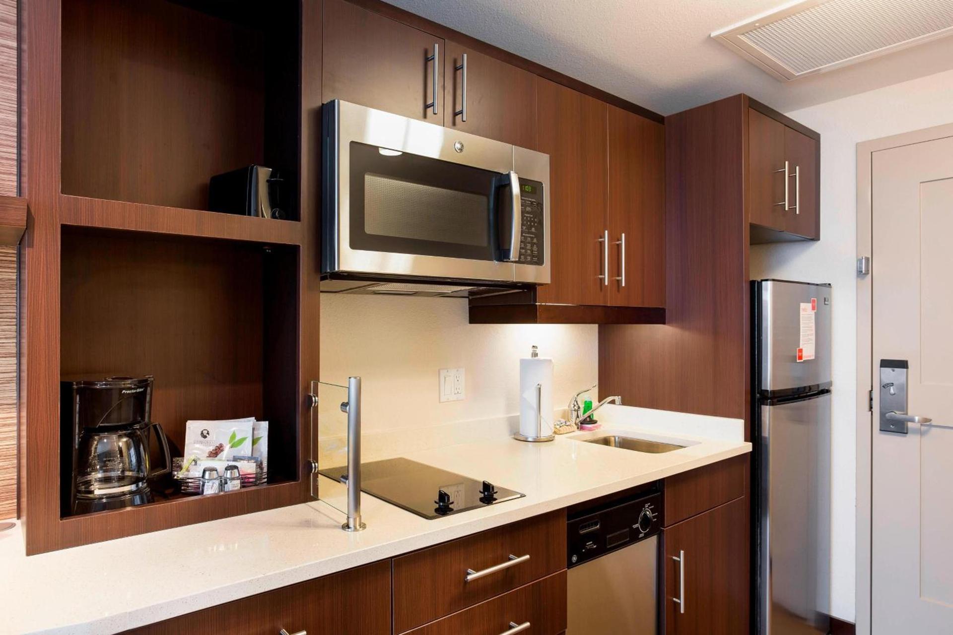 TownePlace Suites by Marriott San Mateo Foster City photo 11