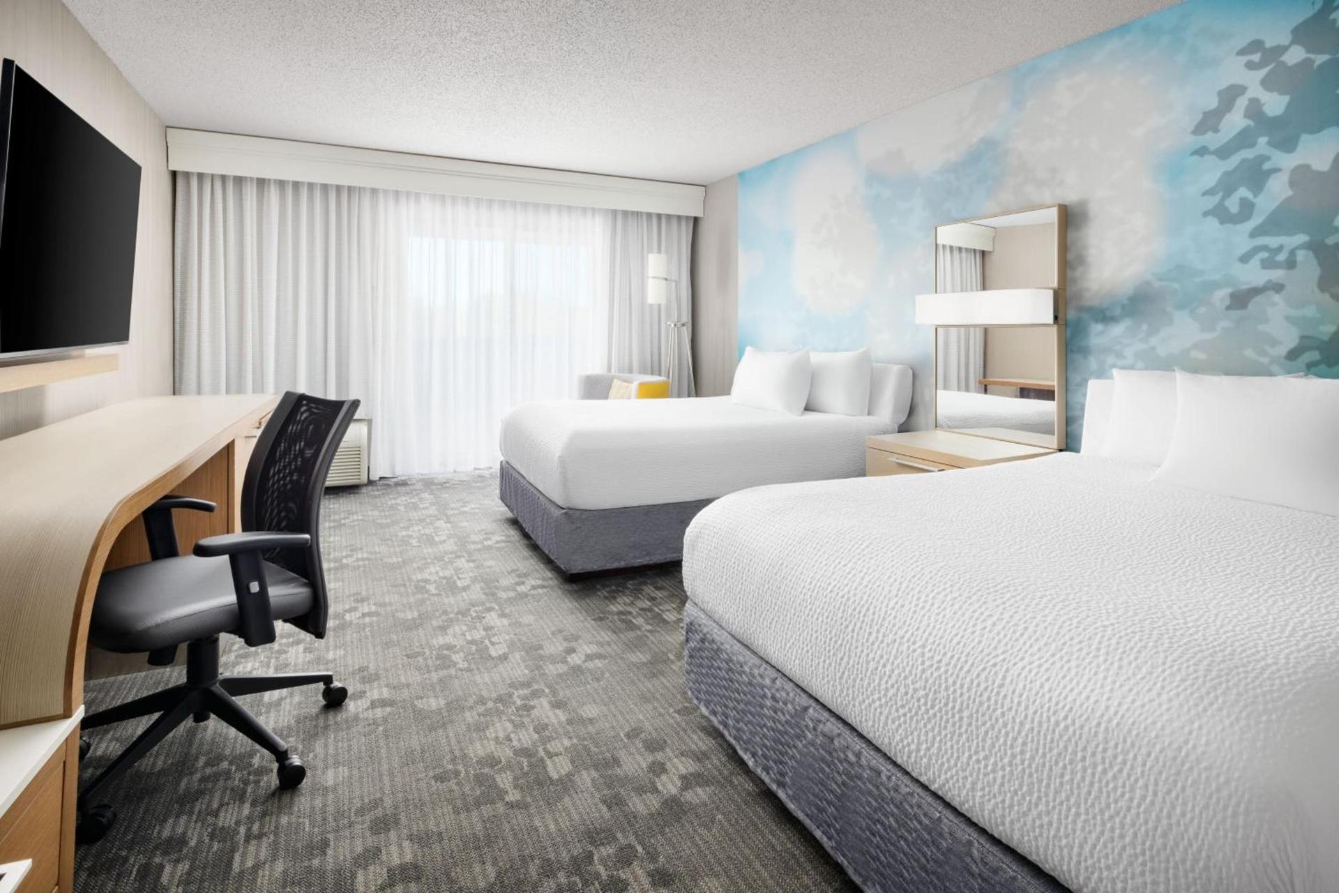 Courtyard by Marriott Concord photo 4
