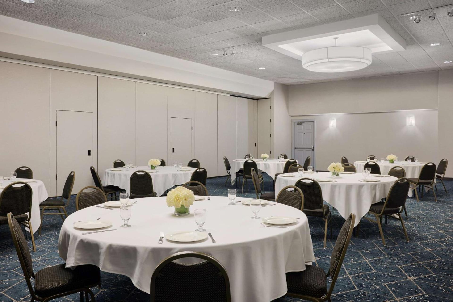 Hilton Garden Inn Champaign/ Urbana photo 28