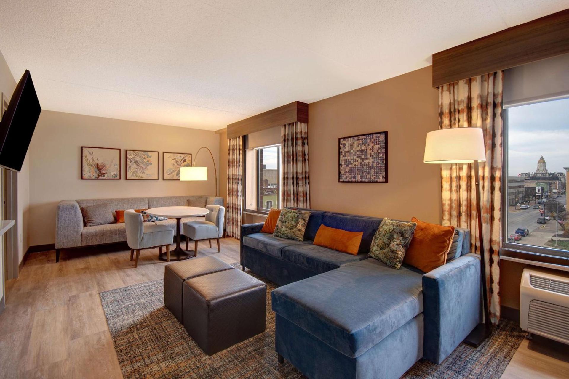Hilton Garden Inn Terre Haute photo 42