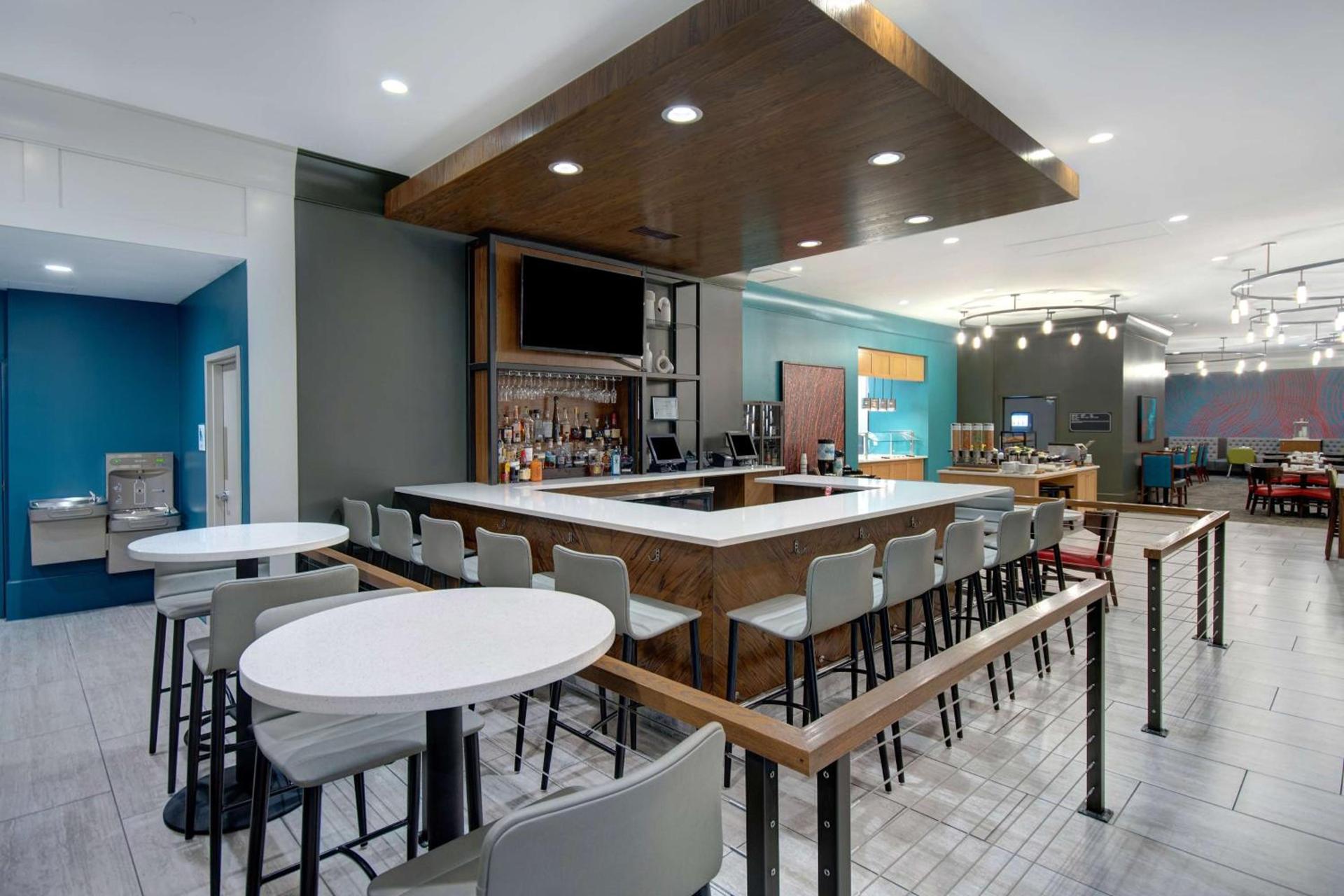 Hilton Garden Inn Terre Haute photo 63