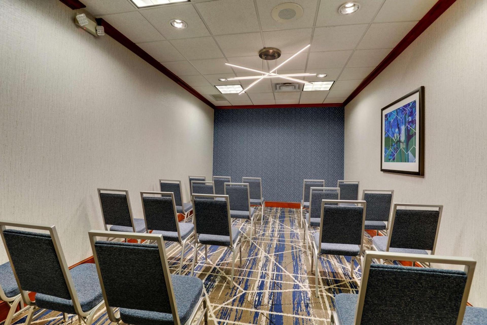 Hilton Garden Inn Indianapolis Airport photo 52