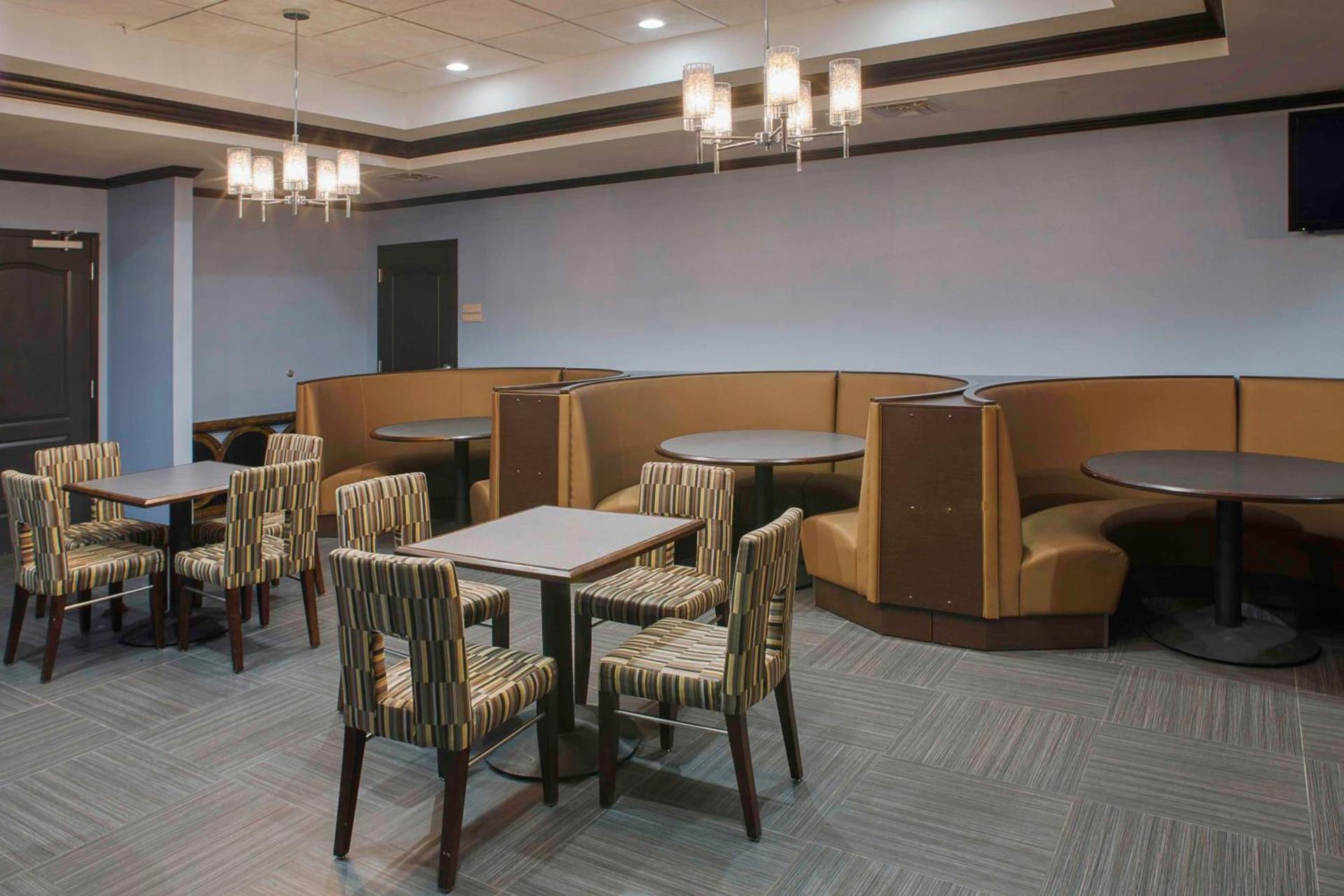 Hilton Garden Inn Jonesboro photo 64