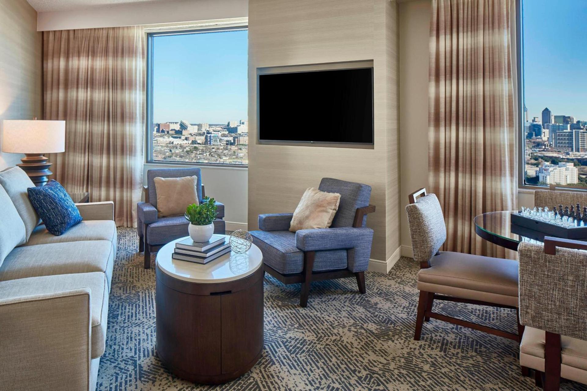 Renaissance Dallas Hotel photo 28