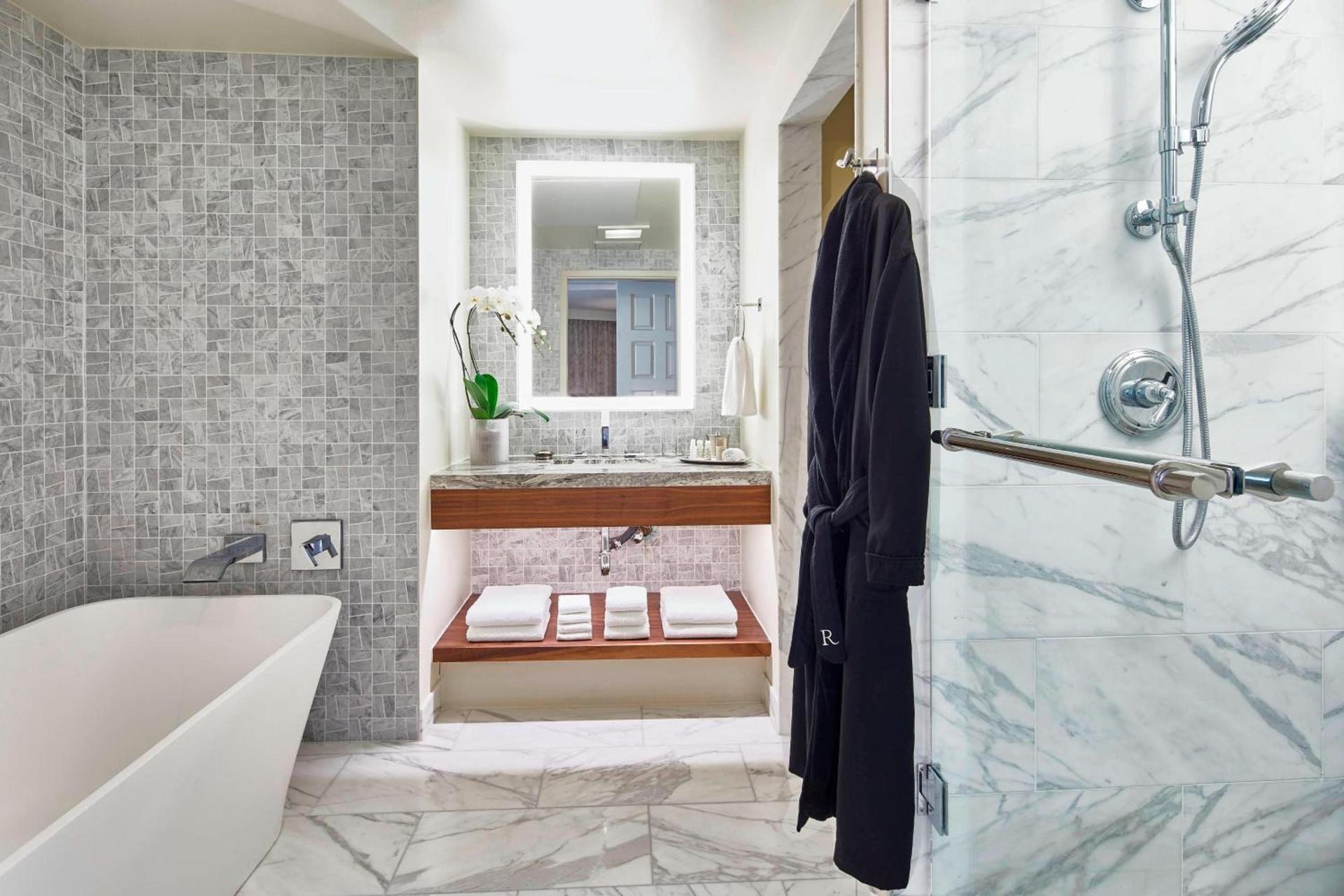 Renaissance Dallas Hotel photo 33