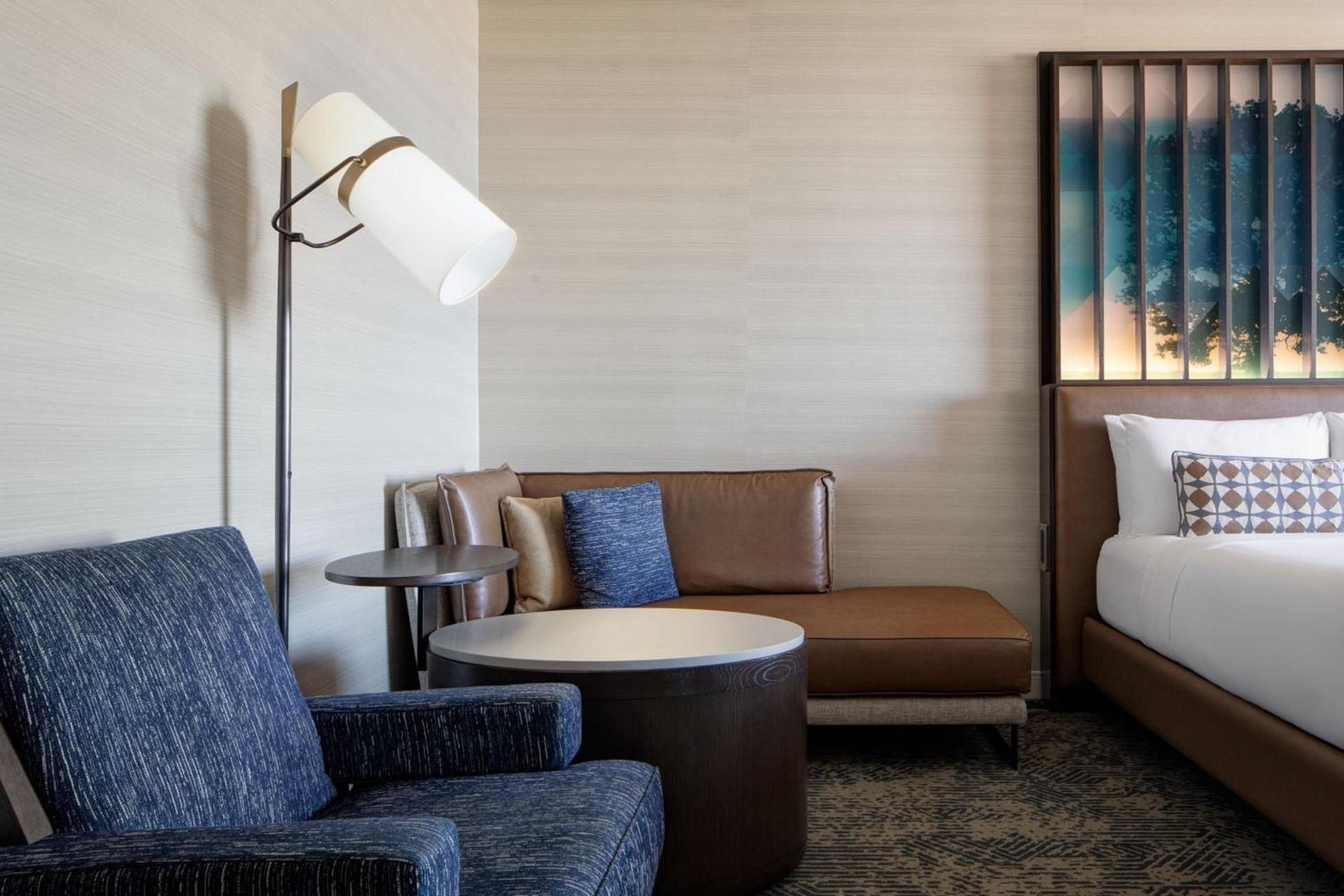 Renaissance Dallas Hotel photo 32