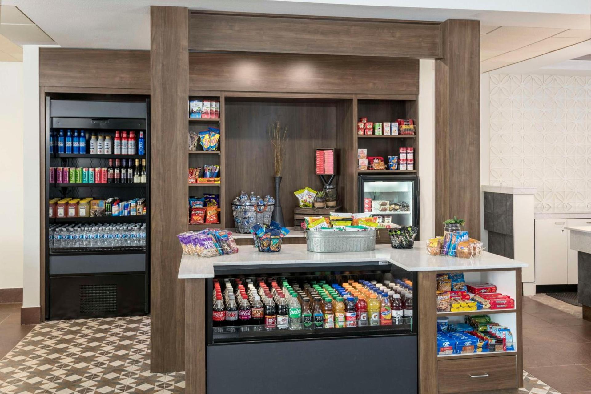 Hilton Garden Inn Scottsdale North/Perimeter Center photo 12