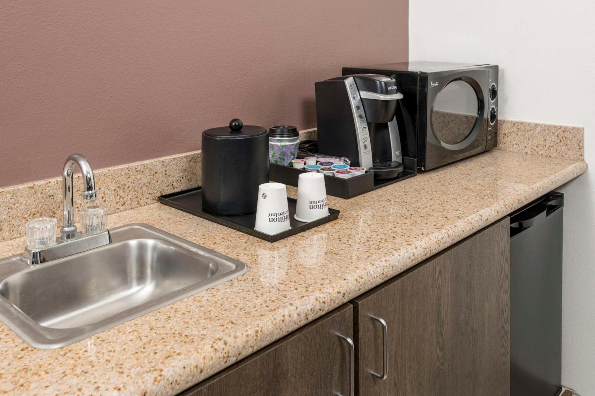 Hilton Garden Inn Scottsdale North/Perimeter Center photo 32
