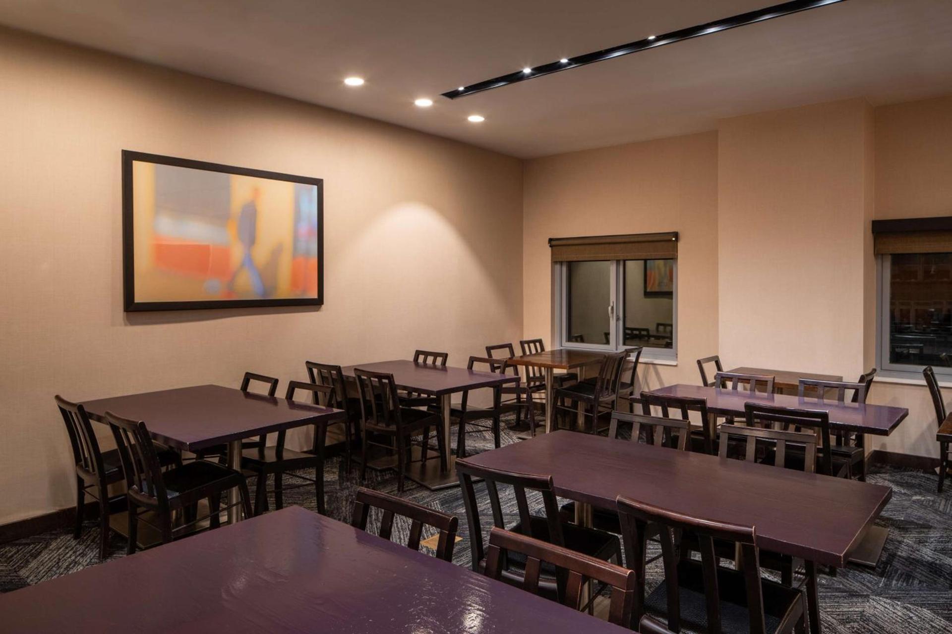 Newly Renovated Embassy Suites By Hilton New York Manhattan Times Square photo 43
