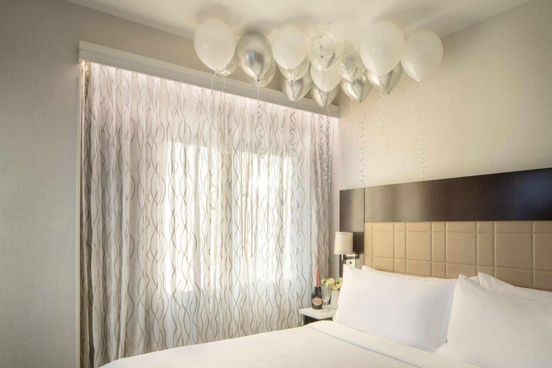 Newly Renovated Embassy Suites By Hilton New York Manhattan Times Square photo 83