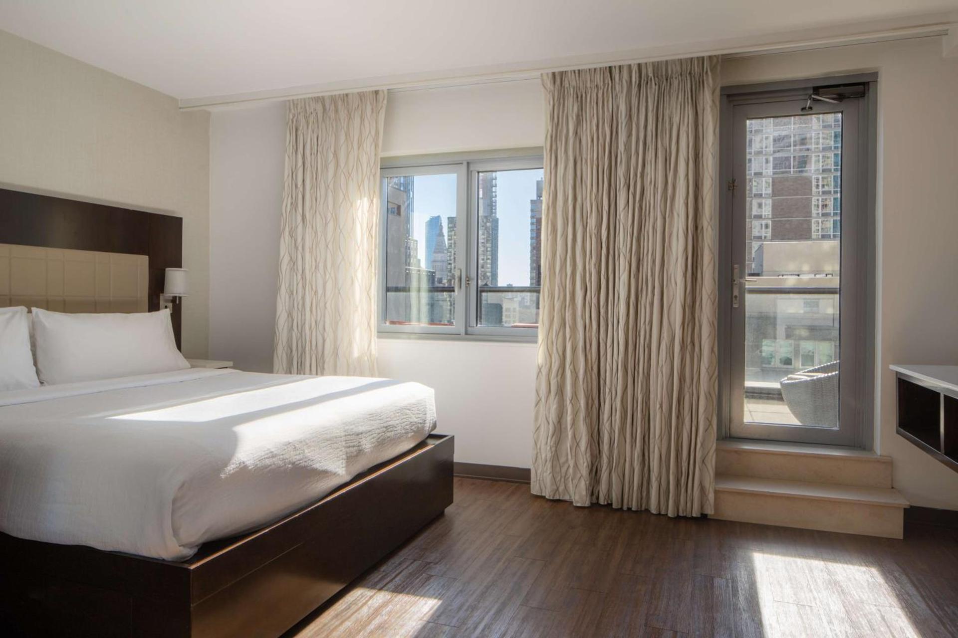 Newly Renovated Embassy Suites By Hilton New York Manhattan Times Square photo 82