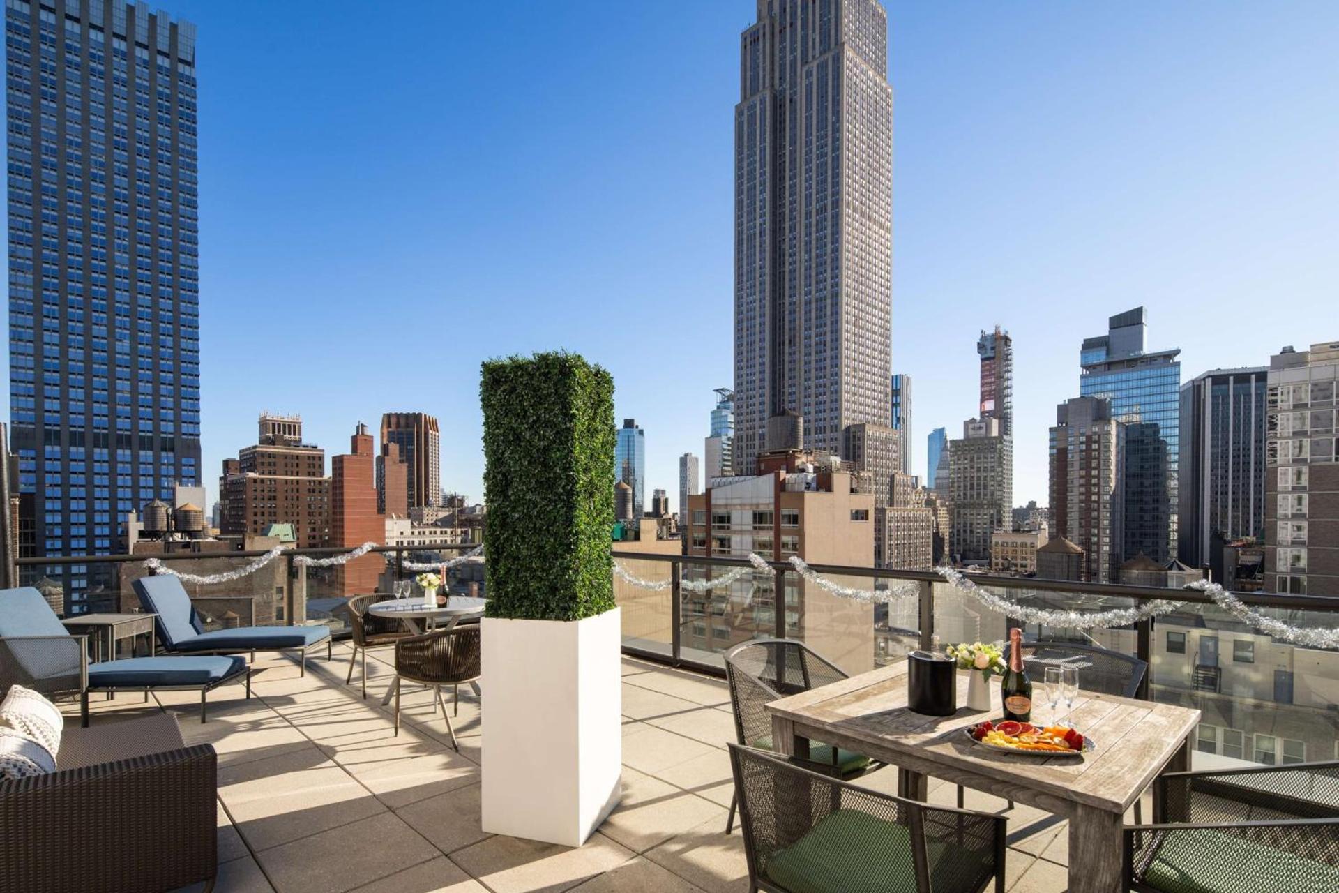 Newly Renovated Embassy Suites By Hilton New York Manhattan Times Square photo 91