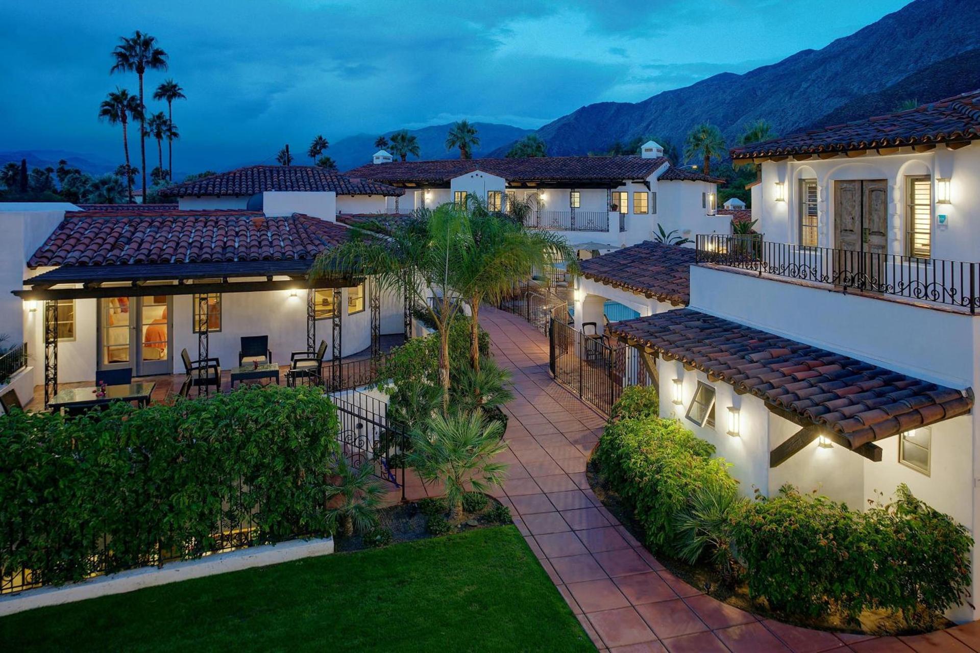 Triada Palm Springs, Autograph Collection photo 9