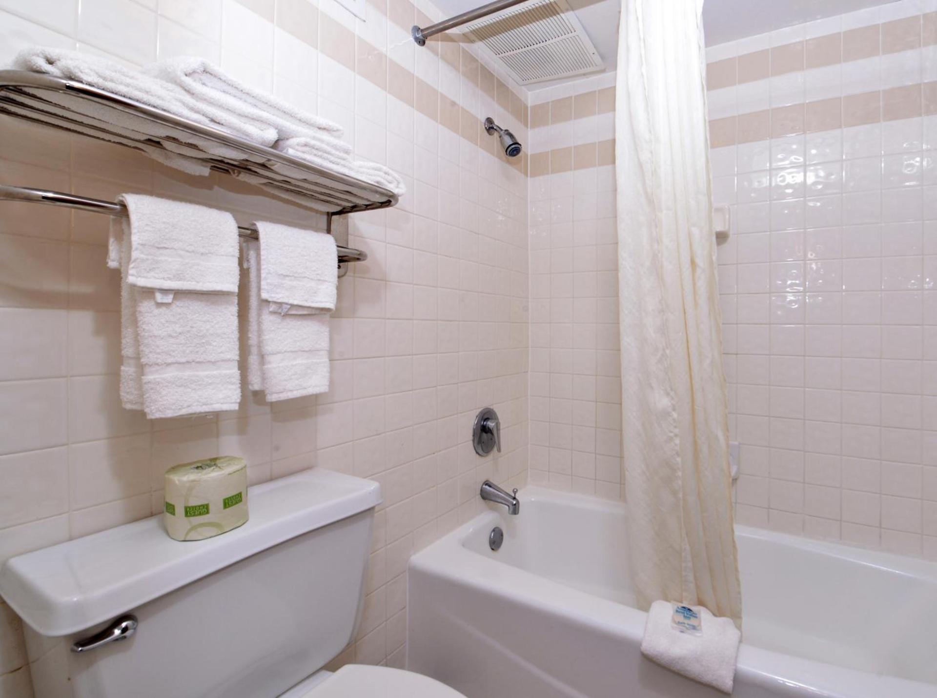 Americas Best Value Inn - Collinsville / St. Louis photo 13