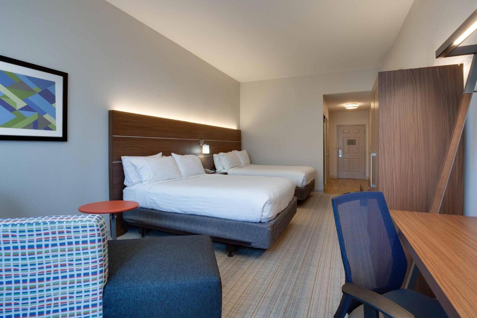 Holiday Inn Express & Suites Orlando International Airport by IHG photo 35