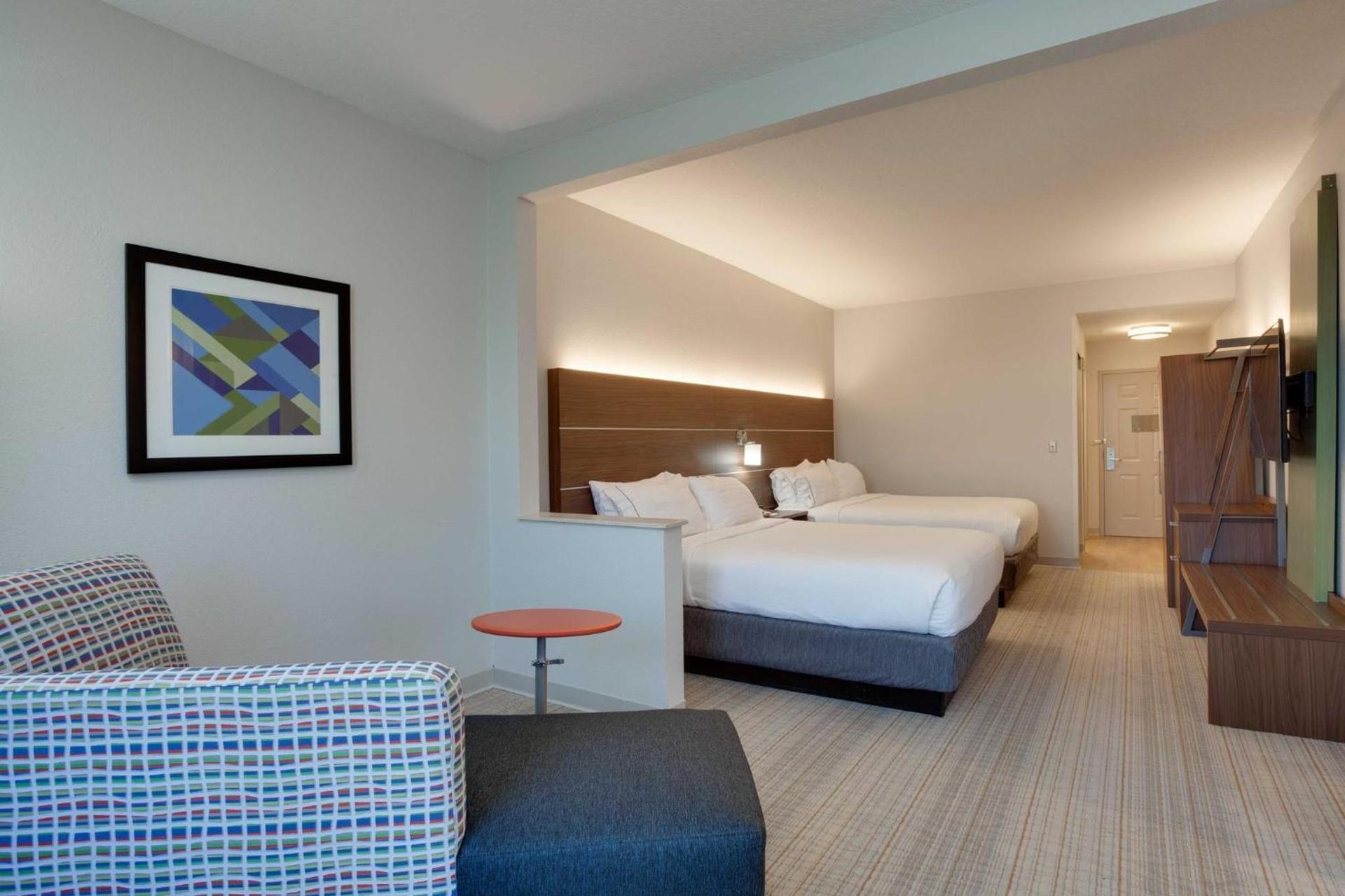 Holiday Inn Express & Suites Orlando International Airport by IHG photo 42