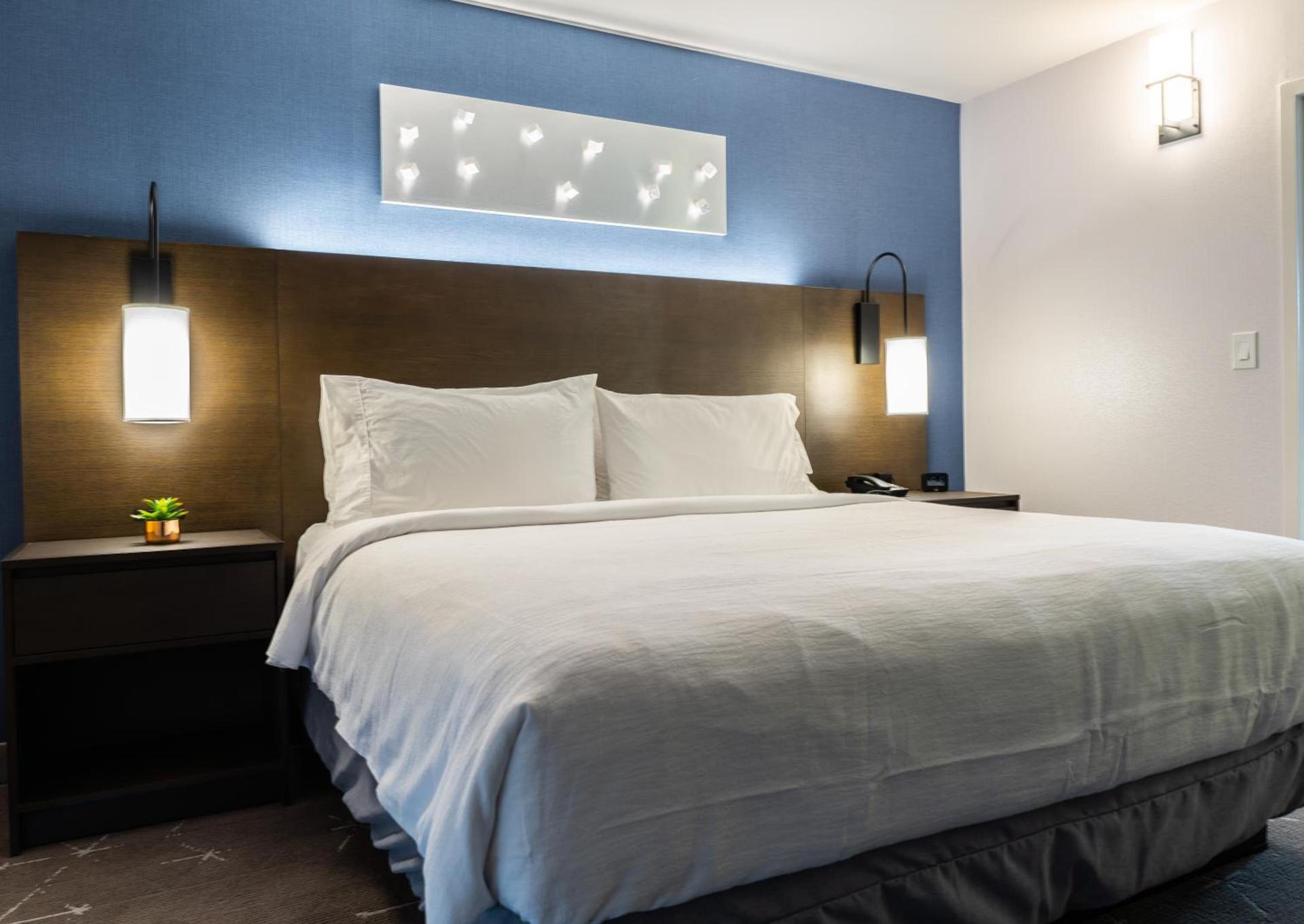 Embassy Suites by Hilton Tulsa I-44 photo 65