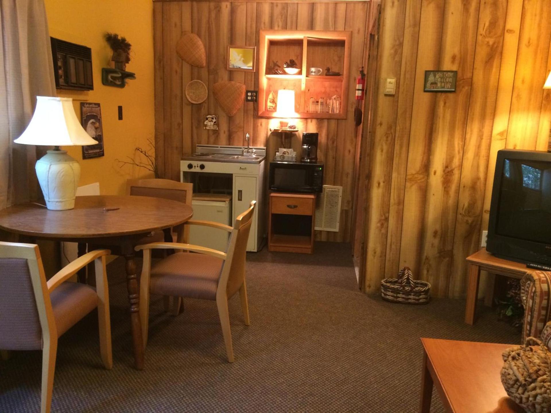 Alpine Motel photo 27