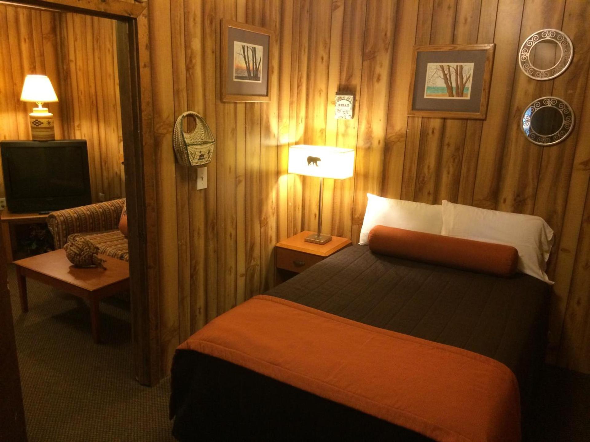 Alpine Motel photo 29