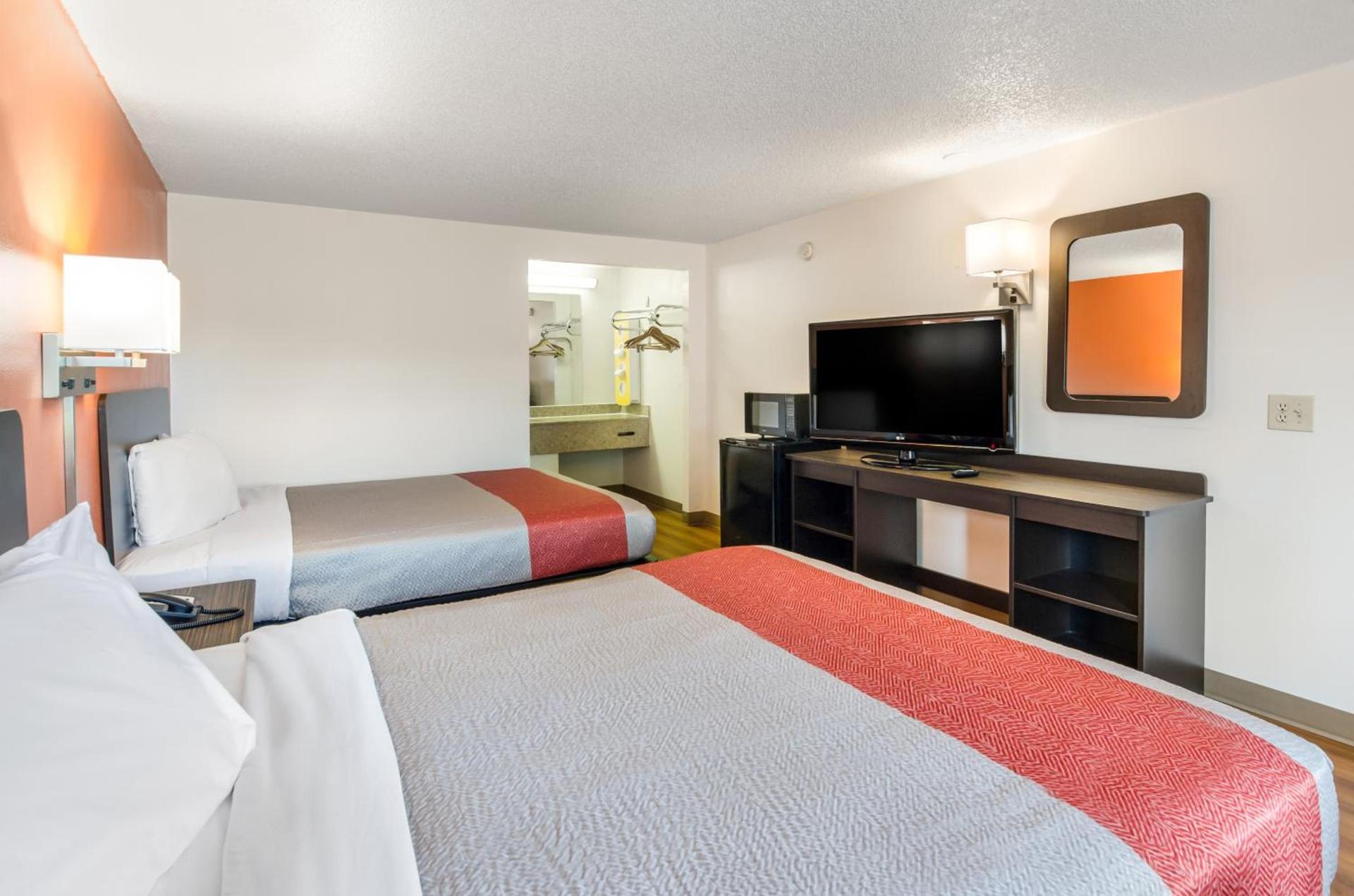 Motel 6-Salem, VA photo 11