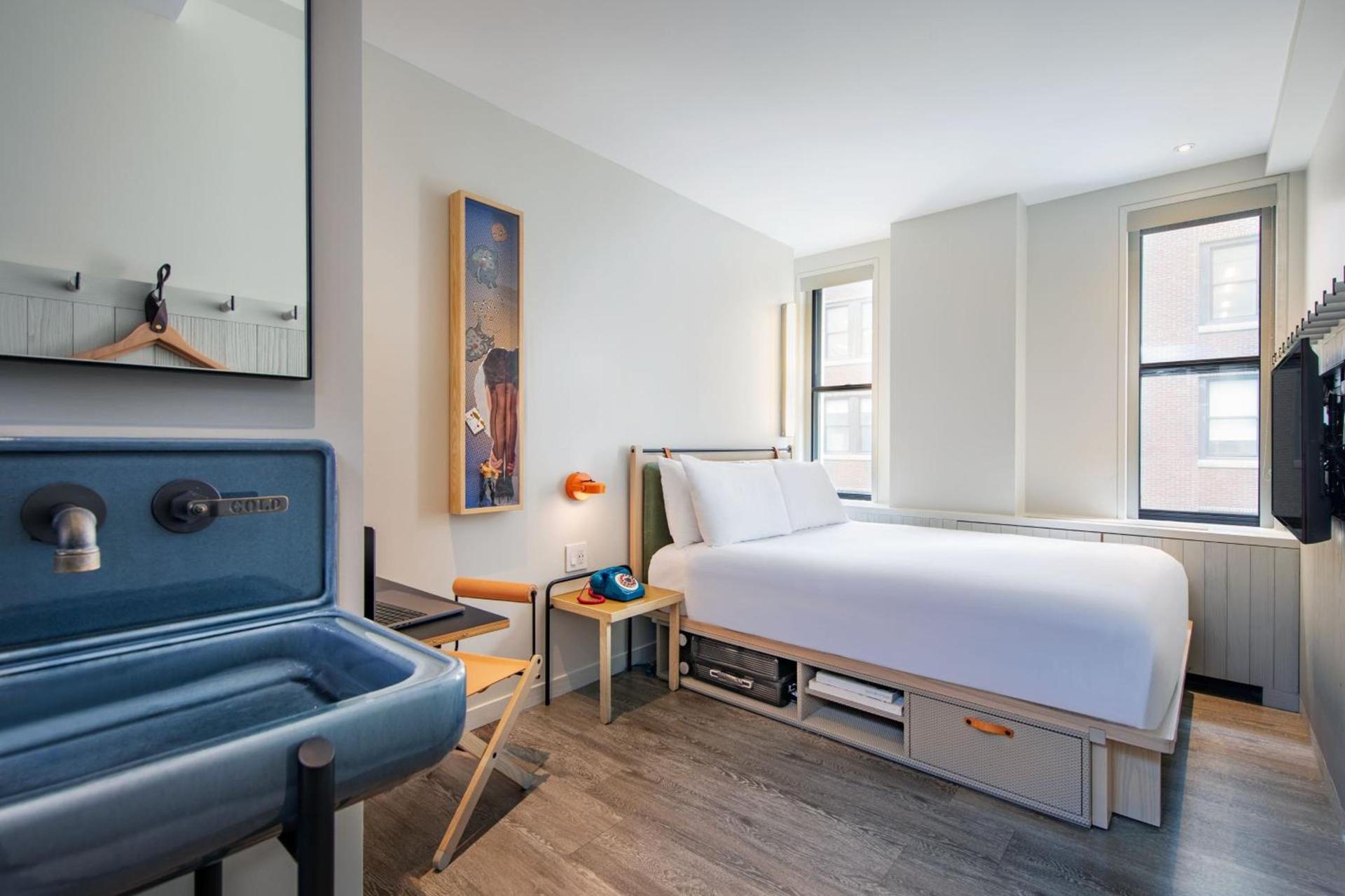 Moxy NYC Times Square photo 7