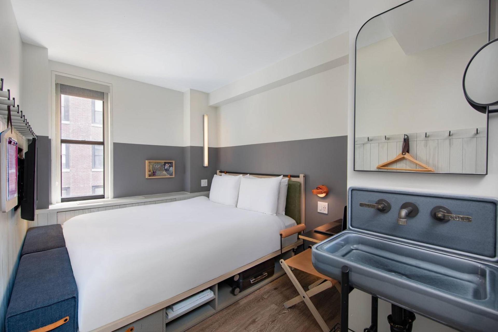 Moxy NYC Times Square photo 20