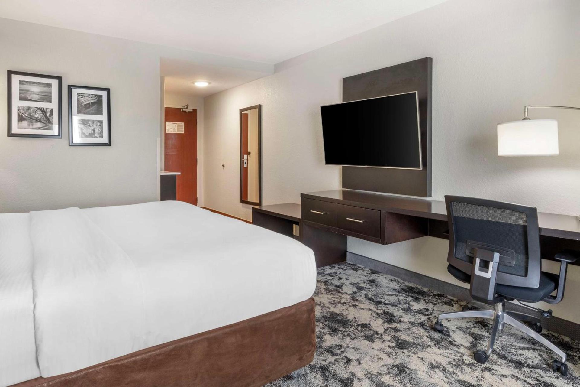 Best Western Plus Fairburn Atlanta Southwest photo 14