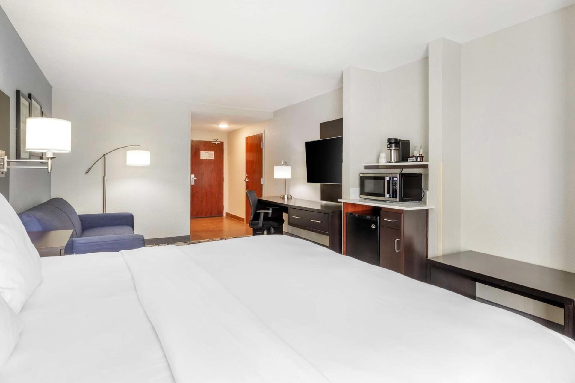 Best Western Plus Fairburn Atlanta Southwest photo 18