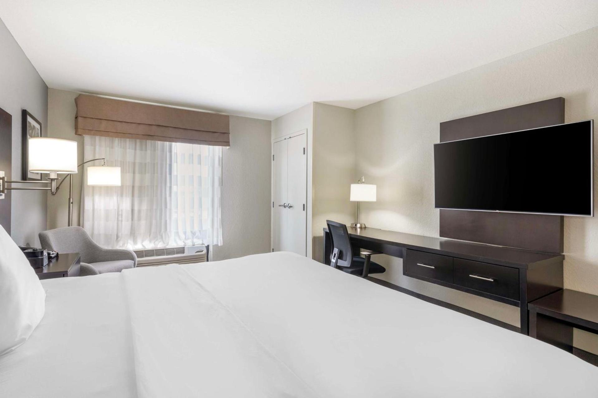 Best Western Plus Fairburn Atlanta Southwest photo 19