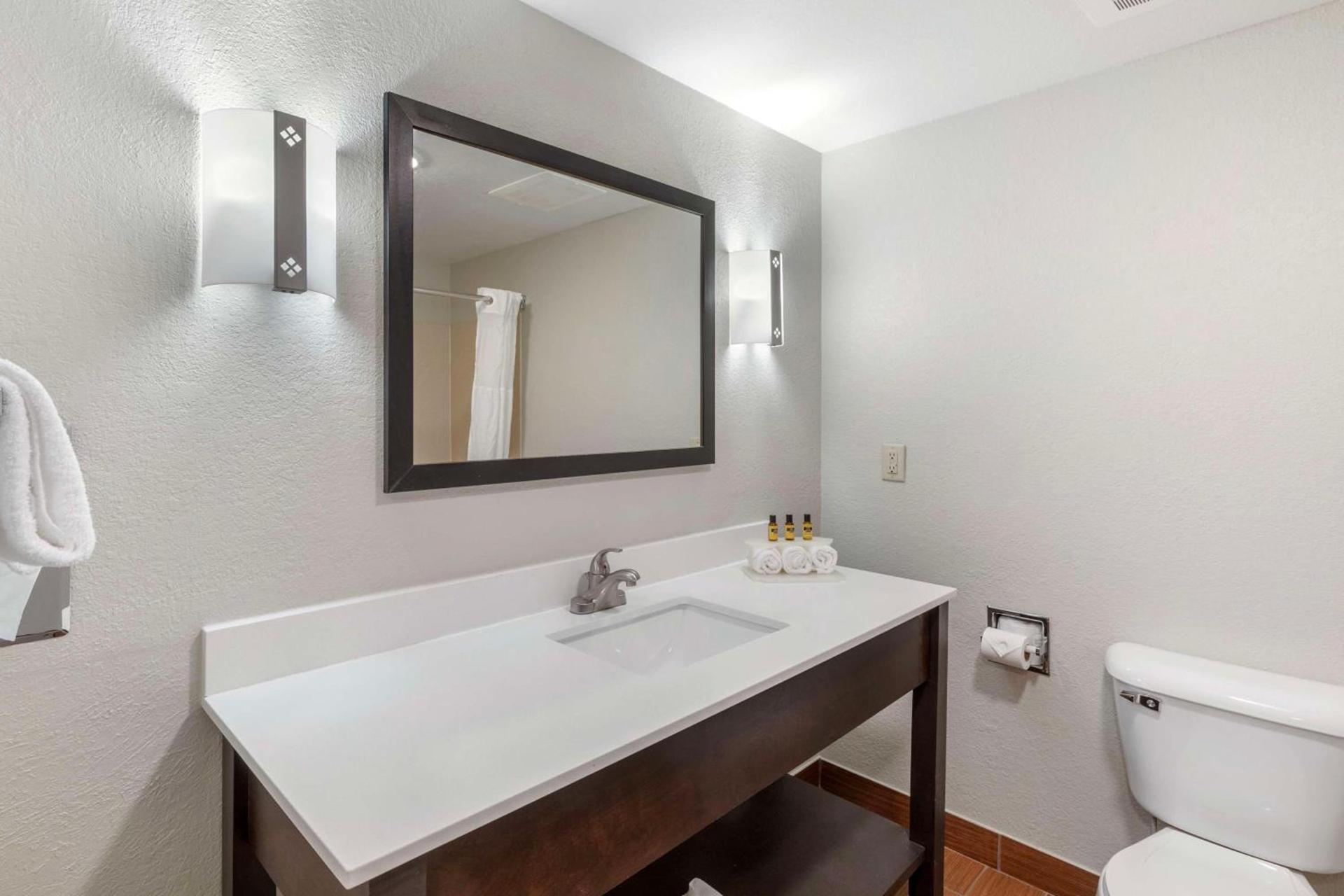 Best Western Plus Fairburn Atlanta Southwest photo 33