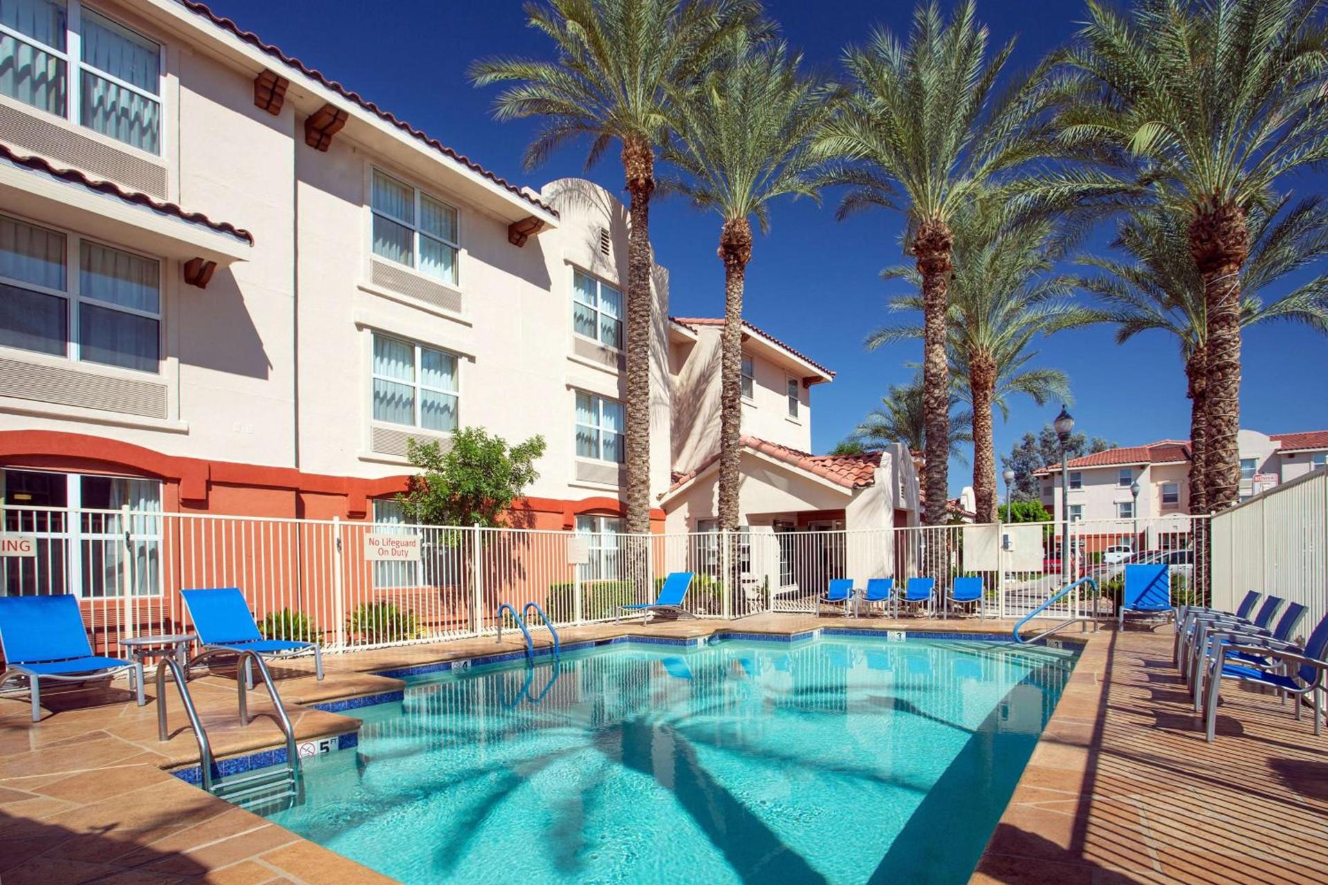 Sonesta Simply Suites Phoenix Scottsdale photo 21